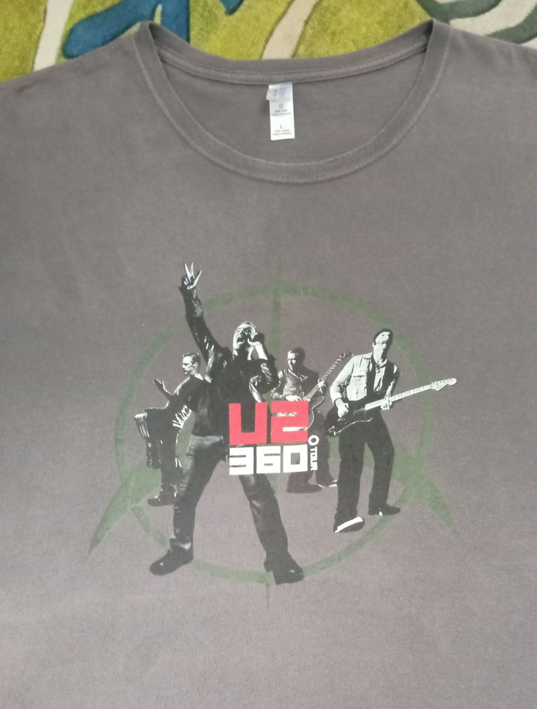 Band Tees U2 360° Tour (Australia) T-shirt Size US L / EU 52-54 / 3 - 4 Thumbnail