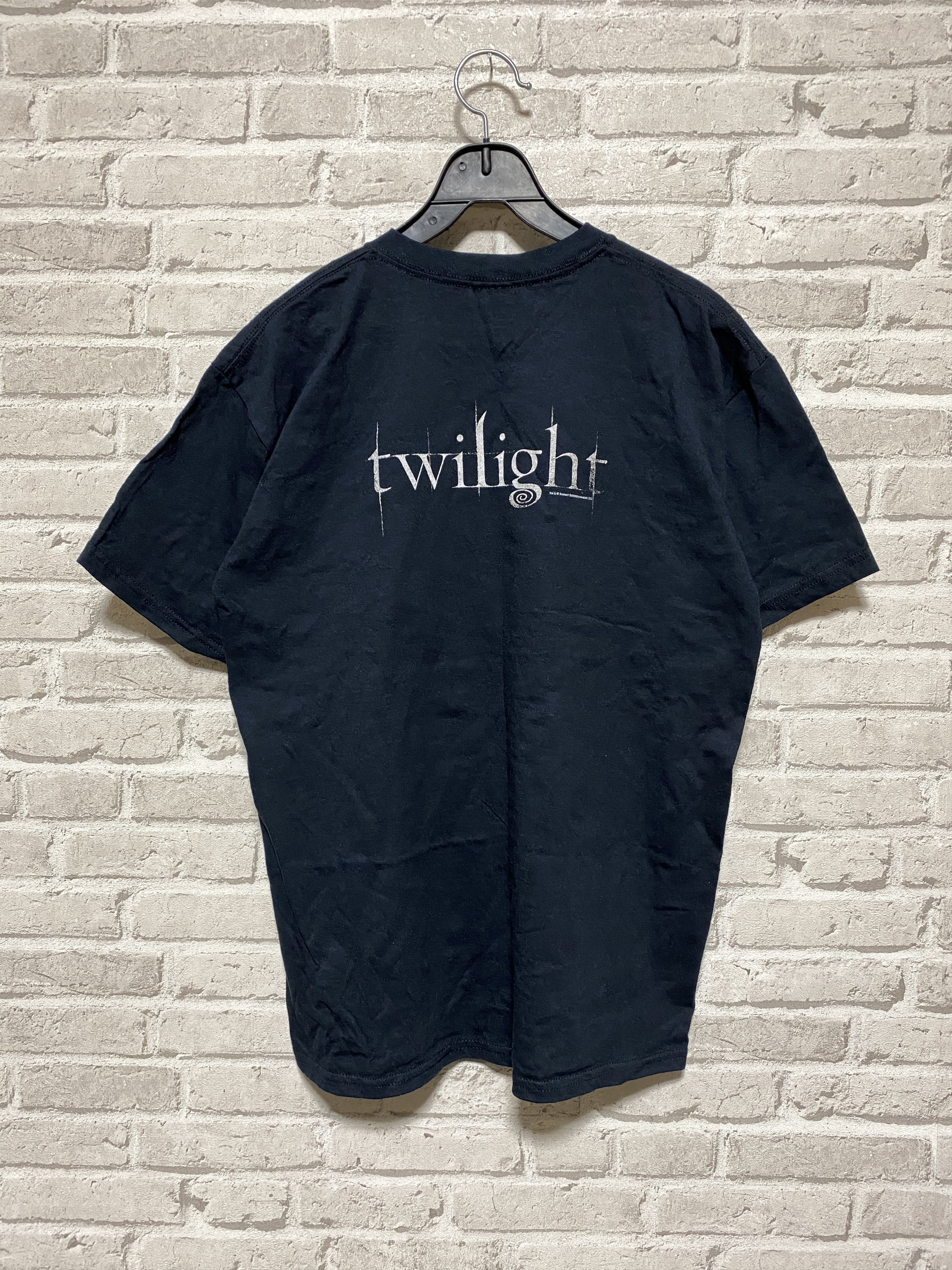 Vintage Vintage 2000s The Twilight Saga Movie Edward T-shirt Size US M / EU 48-50 / 2 - 2 Thumbnail