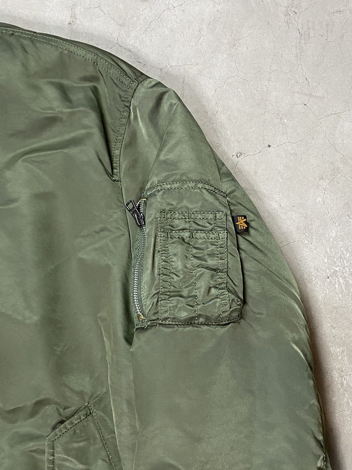Alpha Industries Vintage Alpha Industries Dyed & Dirtied Reversible Bomber Size US XL / EU 56 / 4 - 9 Thumbnail