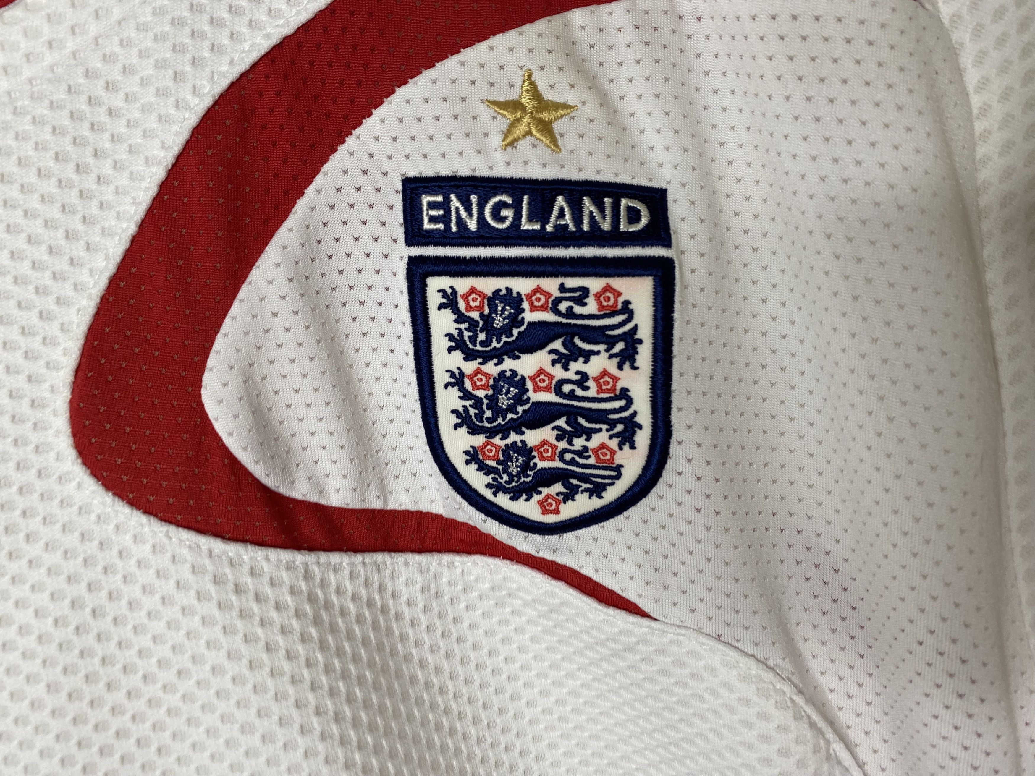 UEFA × Umbro ENGLAND VINTAGE TEAM 2006 TRAINING FOOTBALL SHIRT SOCCER Size US XL / EU 56 / 4 - 3 Thumbnail