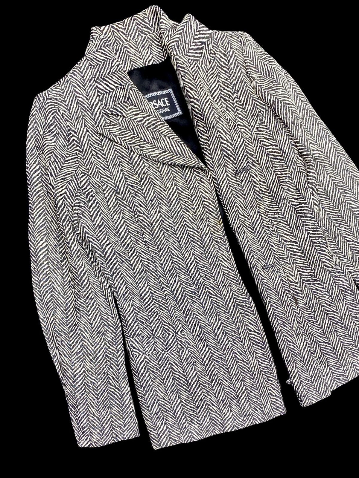 Versace VINTAGE VERSACE JEANS COUTURE LINING COAT JACKET ITALY 🇮🇹 D Size US S / EU 44-46 / 1 - 11 Thumbnail