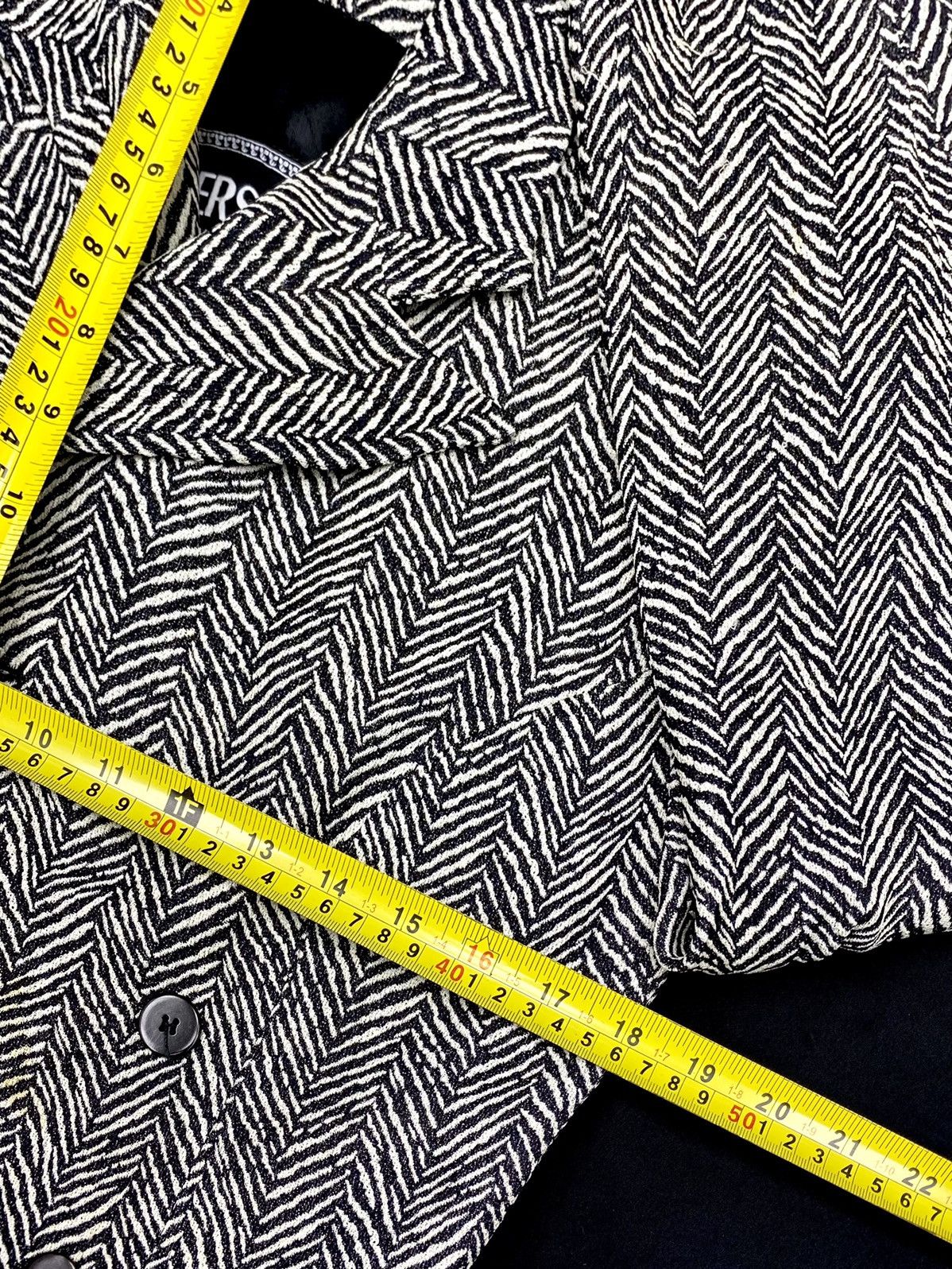 Versace VINTAGE VERSACE JEANS COUTURE LINING COAT JACKET ITALY 🇮🇹 D Size US S / EU 44-46 / 1 - 23 Thumbnail