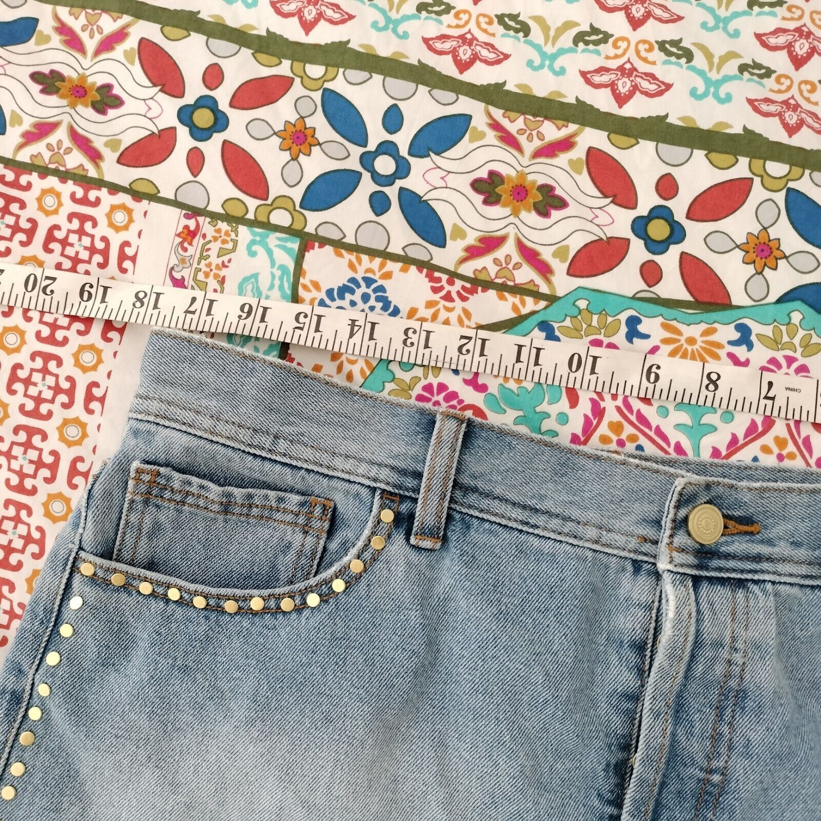 Designer Tigerlily Shorts Denim Cut Off High Waist Mini Booty Size 32" / US 10 / IT 46 - 8 Thumbnail