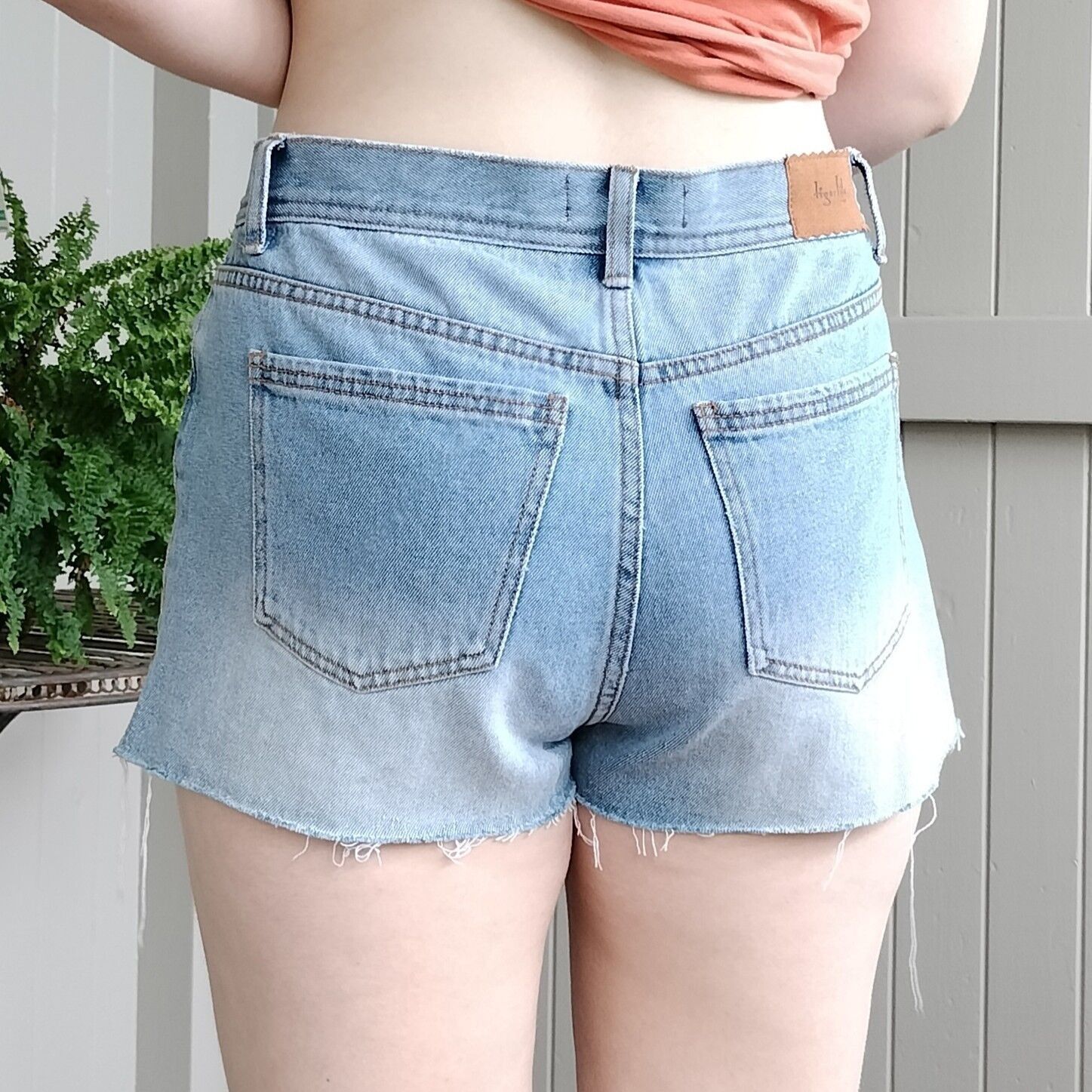 Designer Tigerlily Shorts Denim Cut Off High Waist Mini Booty Size 32" / US 10 / IT 46 - 4 Thumbnail
