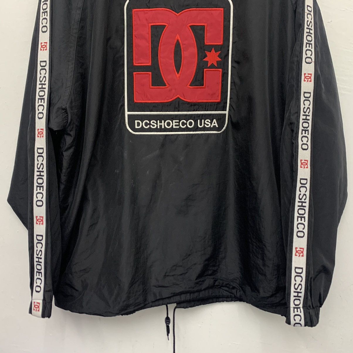 Other Vintage DC Shoe Co Usa Windbreaker Jacket Size US XL / EU 56 / 4 - 6 Thumbnail