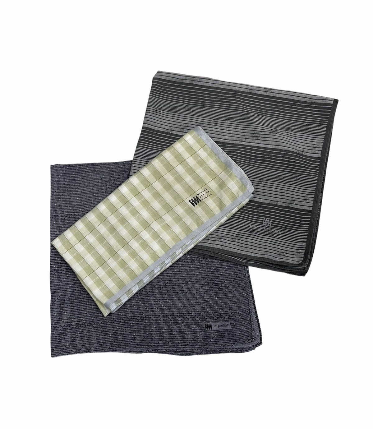 Issey Miyake ISSEY MIYAKE BANDANA / HANDKERCHIEF (Bulk/3pcs) Size ONE SIZE - 1 Thumbnail