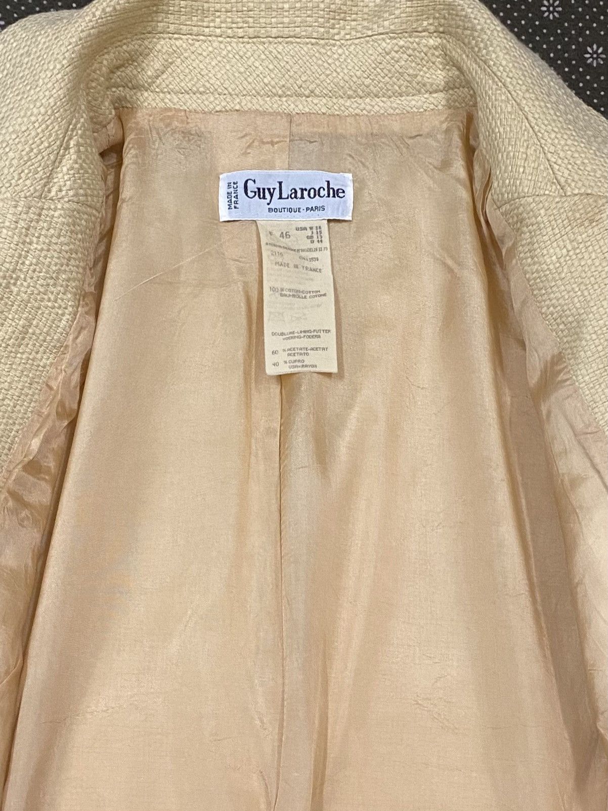 Guy Laroche GUY LAROCHE BOUTIQUE PARIS DOUBLE LINING CROPPED COATJACKET Size S / US 4 / IT 40 - 14 Thumbnail