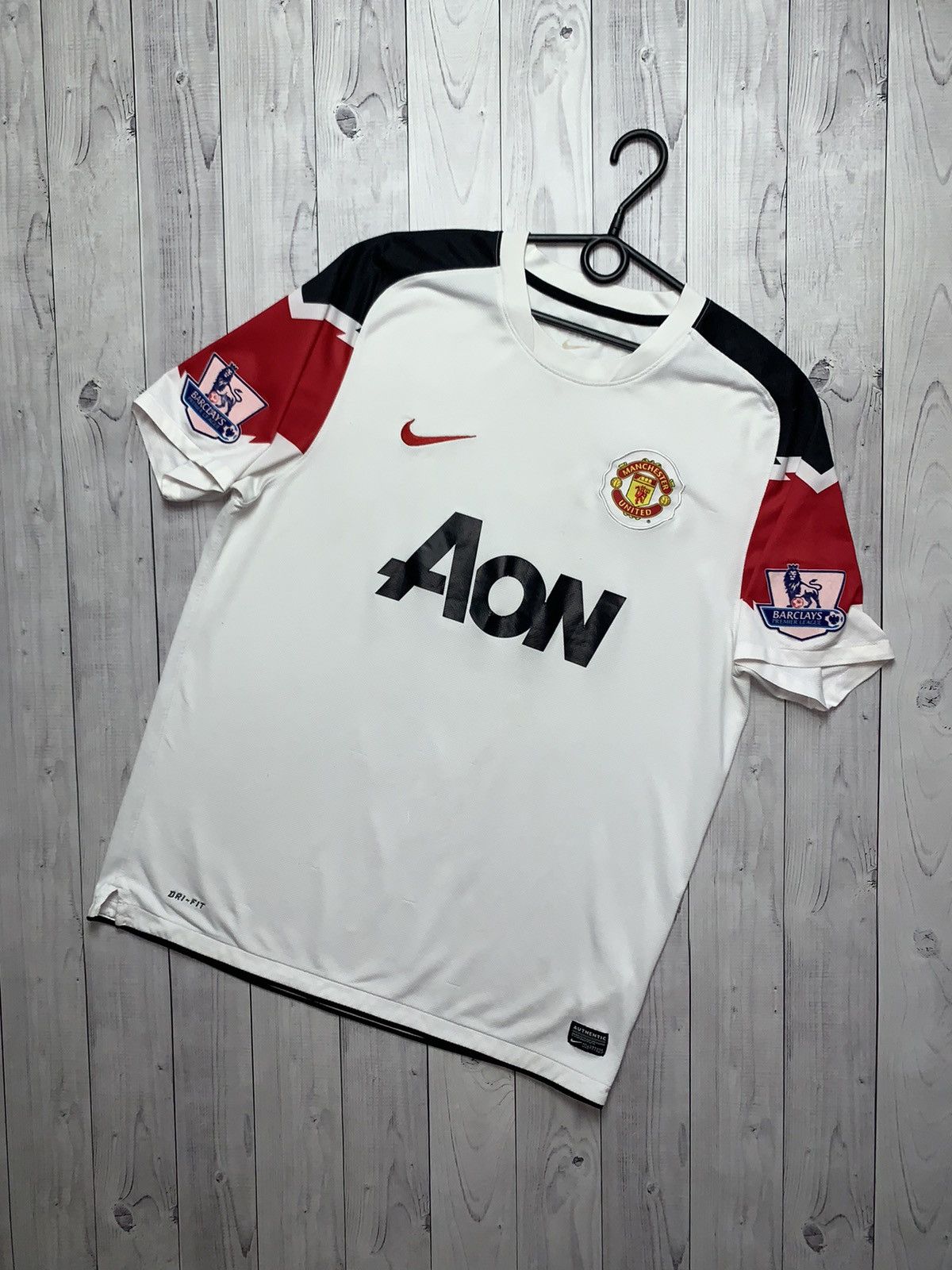 Nike Manchester United Soccer jersey white size L Size US L / EU 52-54 / 3 - 1 Thumbnail