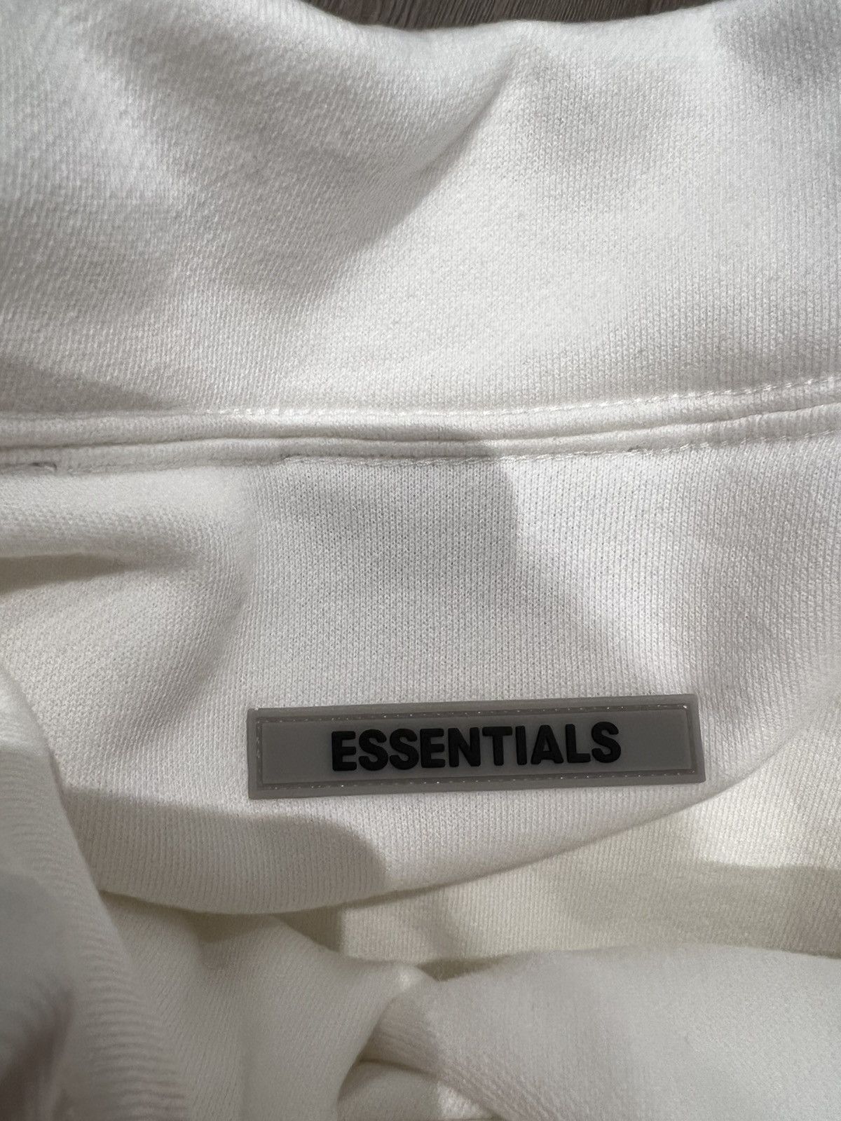 Fear of God Fear of God Essential White Mock Neck Sweatshirt Medium Size US M / EU 48-50 / 2 - 12 Thumbnail