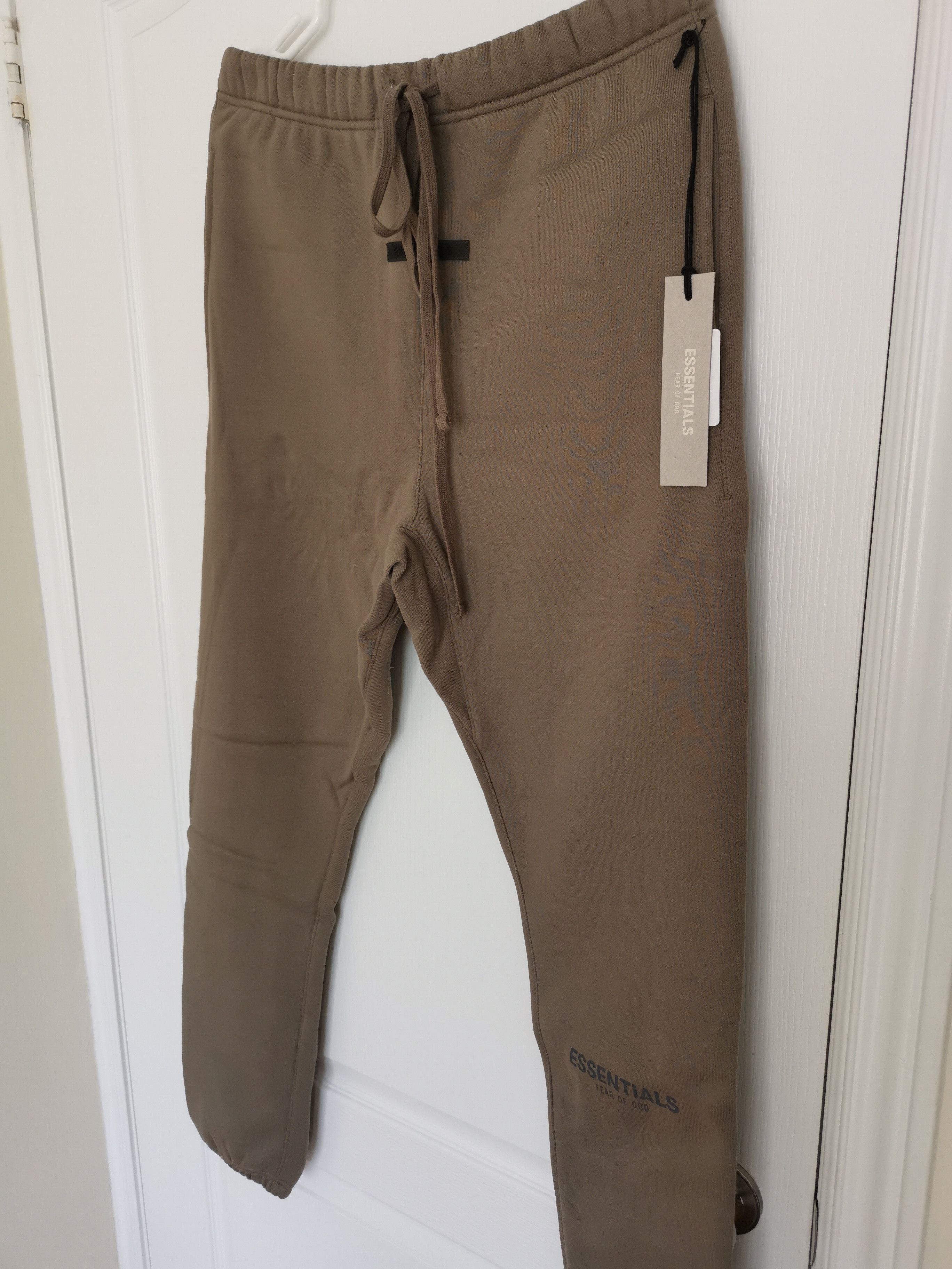 Fear of God Fear Of God Essentials Taupe Fleece Lounge Pants Size US 32 / EU 48 - 2 Thumbnail