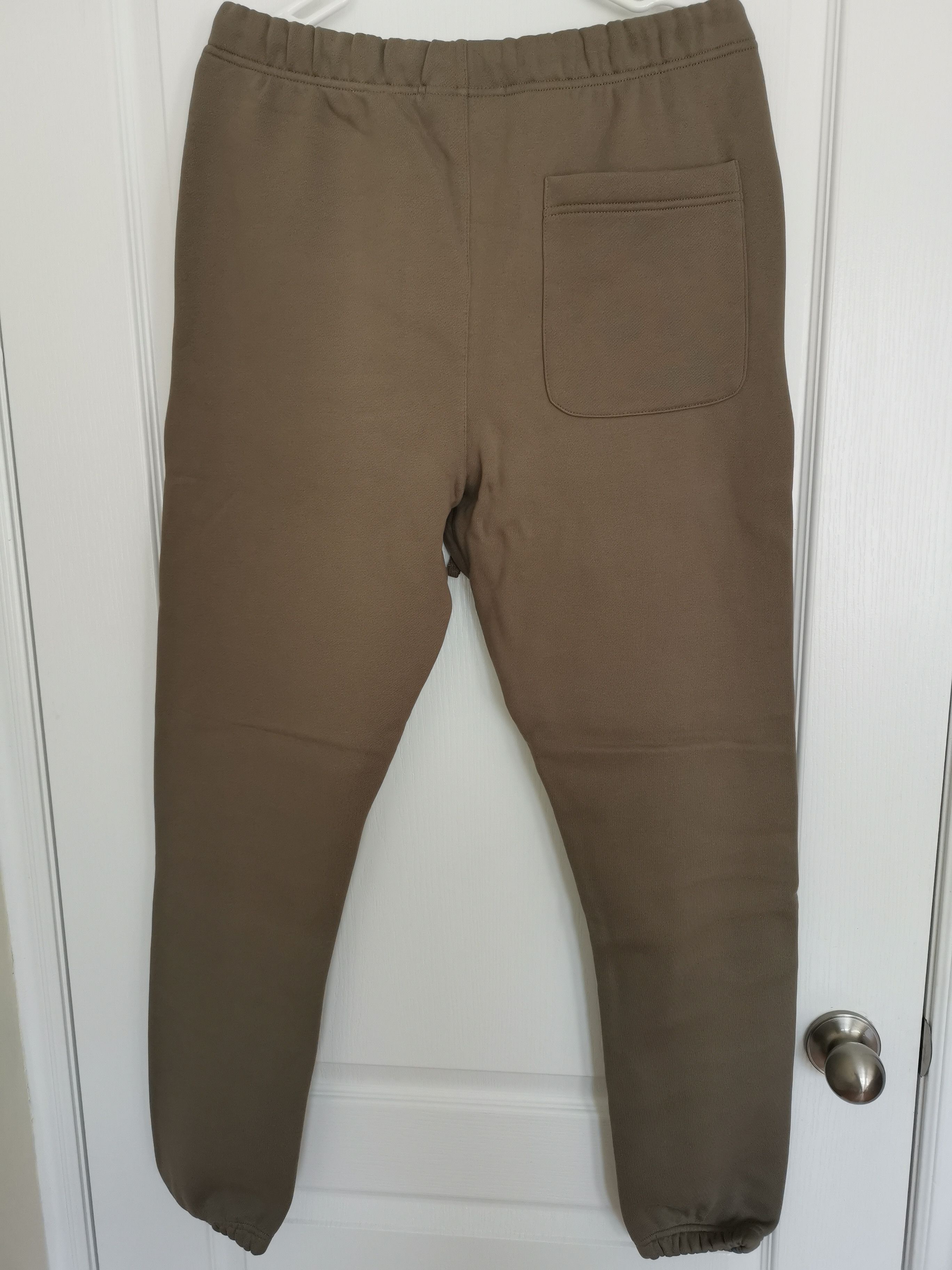 Fear of God Fear Of God Essentials Taupe Fleece Lounge Pants Size US 32 / EU 48 - 8 Thumbnail