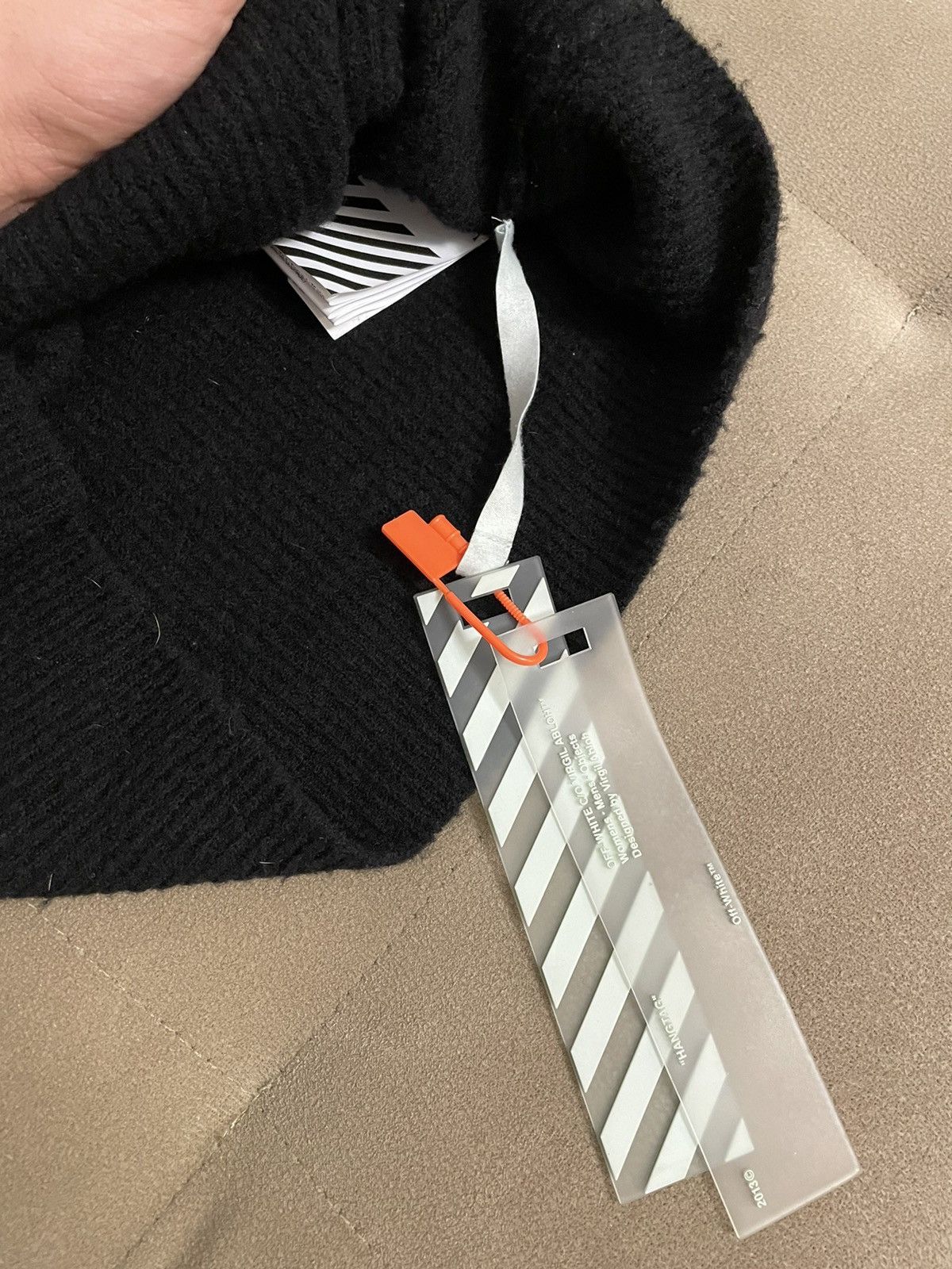 Off-White Off white knit sweater small Size US S / EU 44-46 / 1 - 3 Thumbnail