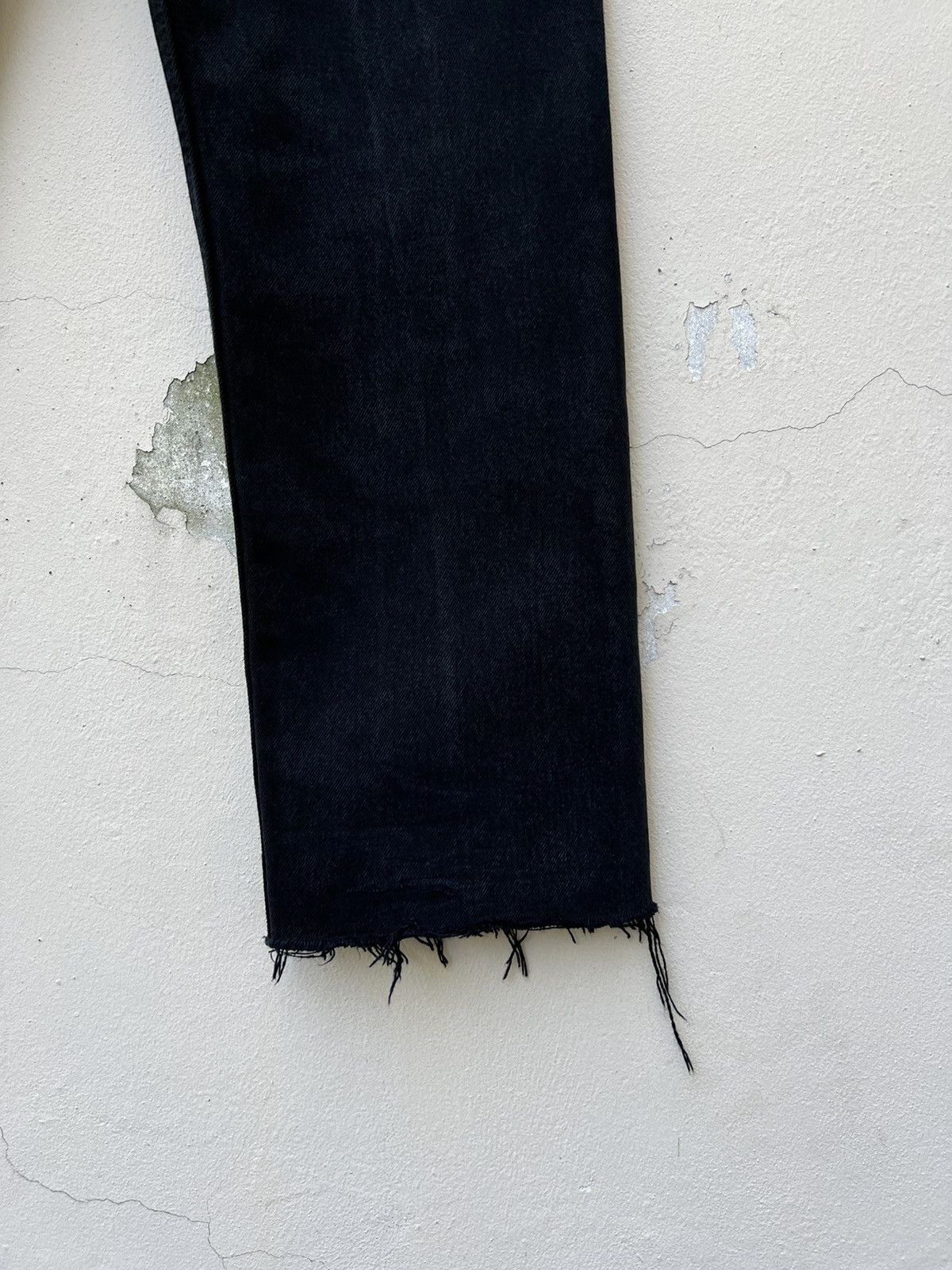 Levi's Vintage 1998 Levi’s 501 Jeans Fade Black Rips Hem Jeans Size US 30 / EU 46 - 16 Thumbnail