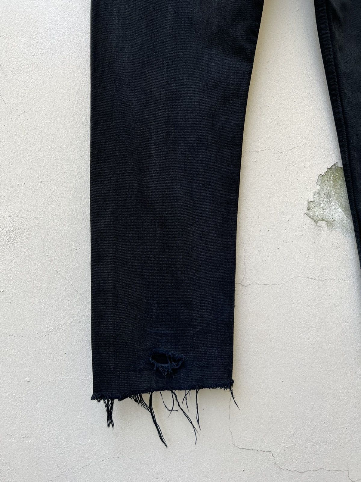Levi's Vintage 1998 Levi’s 501 Jeans Fade Black Rips Hem Jeans Size US 30 / EU 46 - 11 Thumbnail