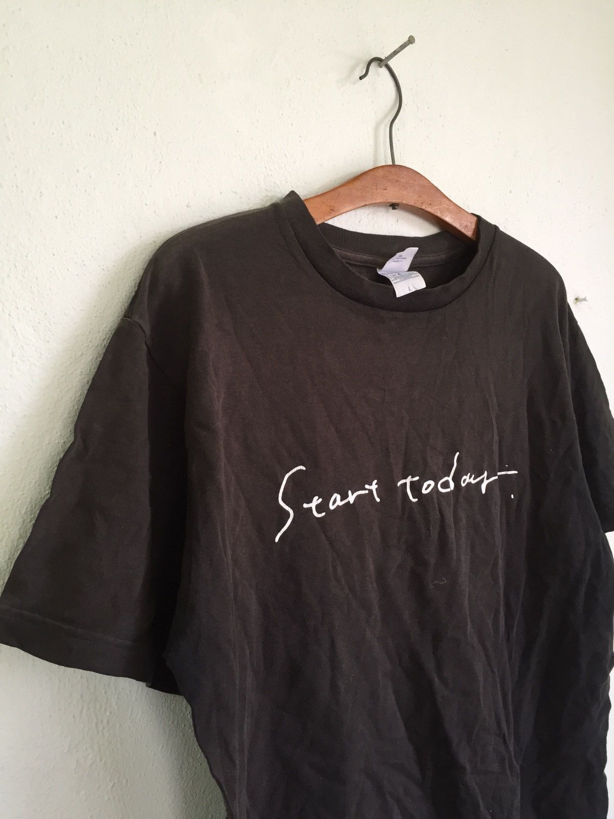 Japanese Brand JAPAN STREETWEAR BRAND LISTS TSHIRT Size US L / EU 52-54 / 3 - 6 Thumbnail