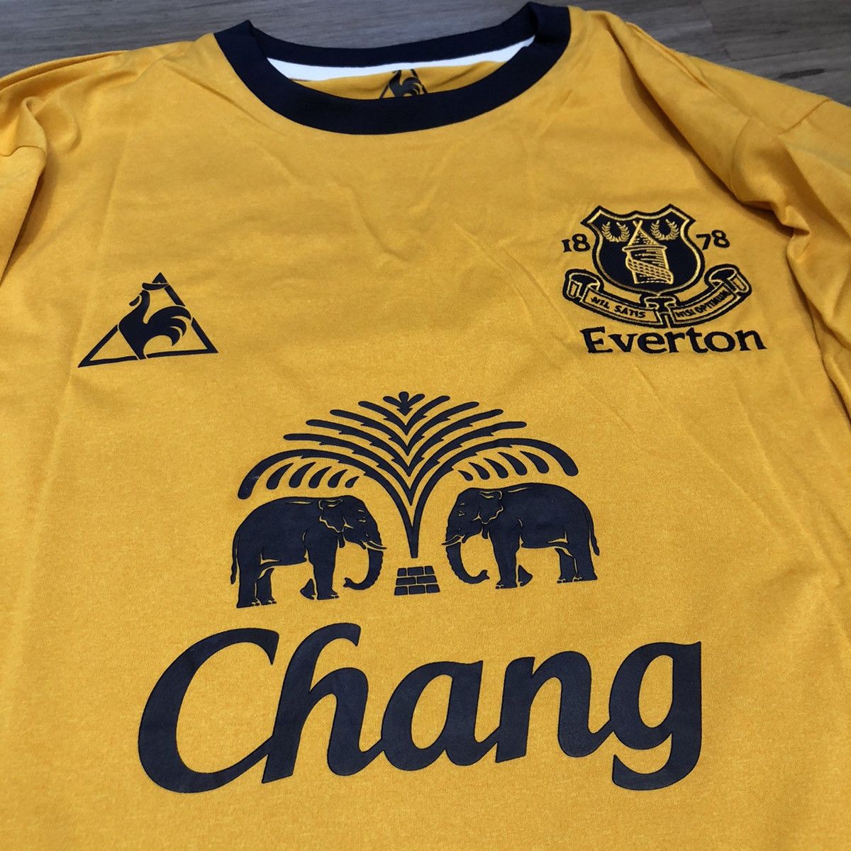 Everton 11/12 away shirt #17 Cahill (Bnwt)