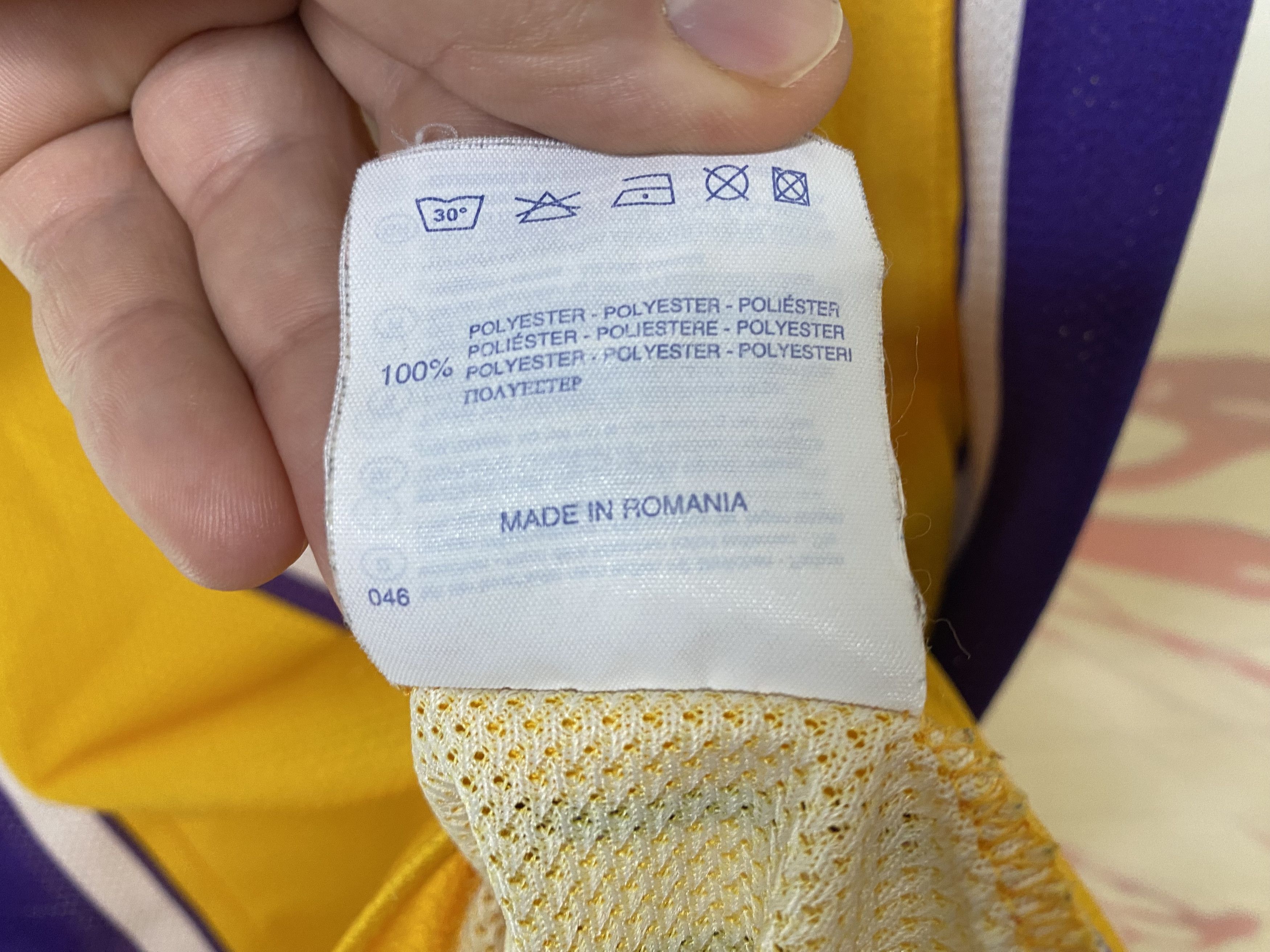 Champion × NBA #8 KOBE BRYANT LOS ANGELES LAKERS BASKETBALL SHIRT JERSEY Size US M / EU 48-50 / 2 - 9 Thumbnail