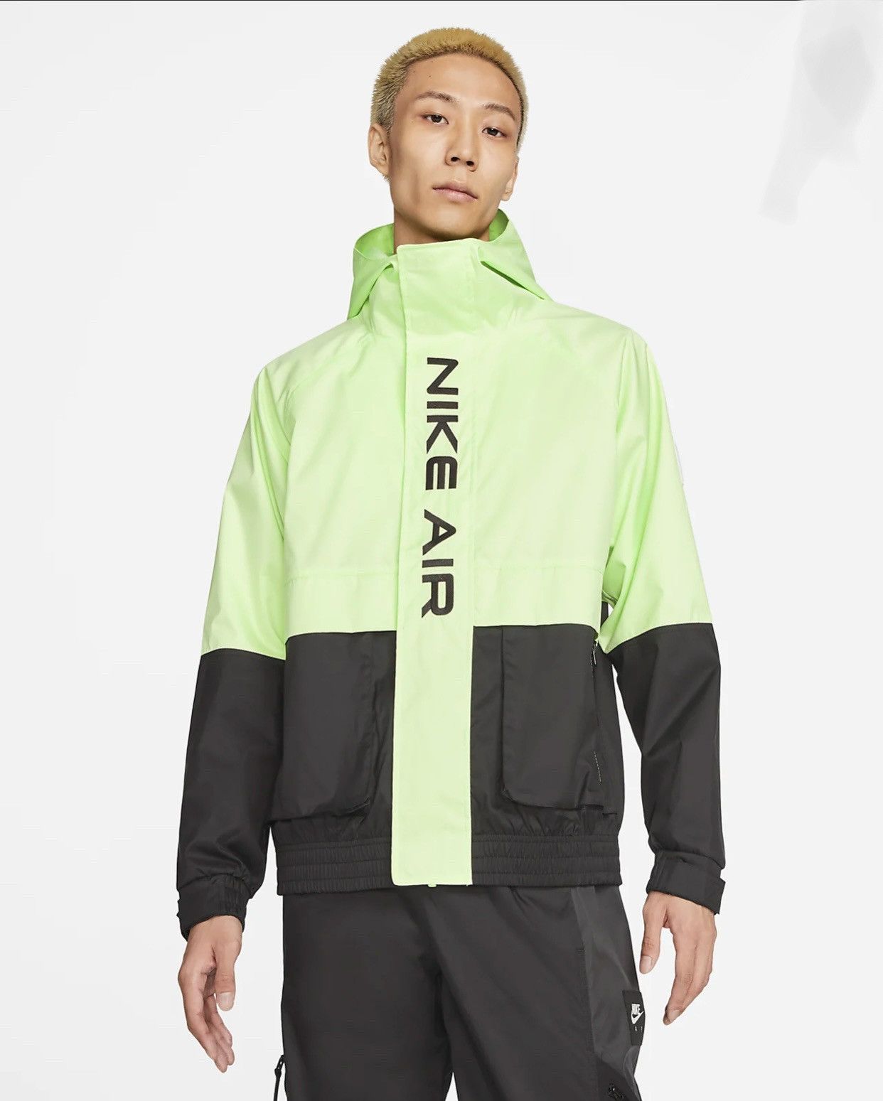 Nike NIKE AIR WOVEN WINDBREAKER JACKET Size US M / EU 48-50 / 2 - 1 Thumbnail