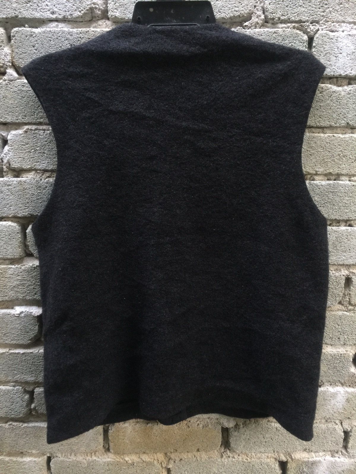 Designer × Trussardi TRUSSARDI WOOL VESTS MADE IN ITALY Size US M / EU 48-50 / 2 - 2 Thumbnail