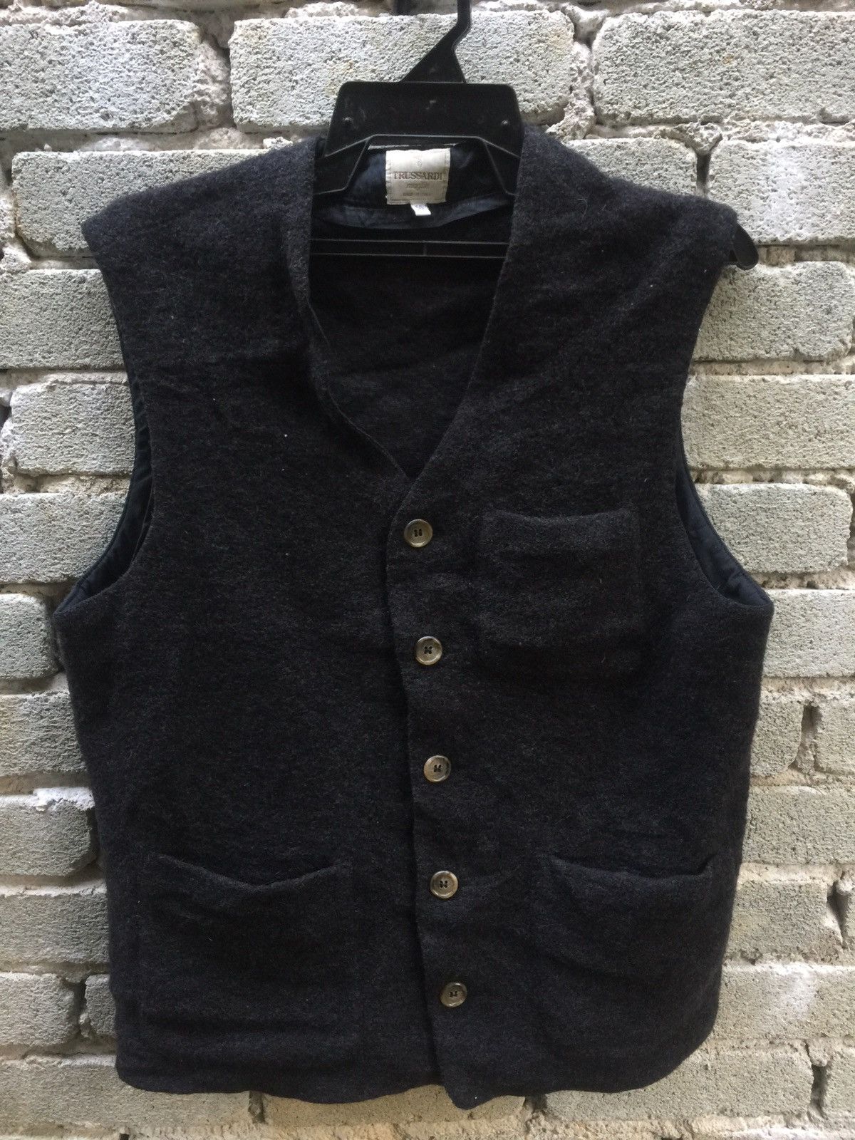 Designer × Trussardi TRUSSARDI WOOL VESTS MADE IN ITALY Size US M / EU 48-50 / 2 - 1 Thumbnail