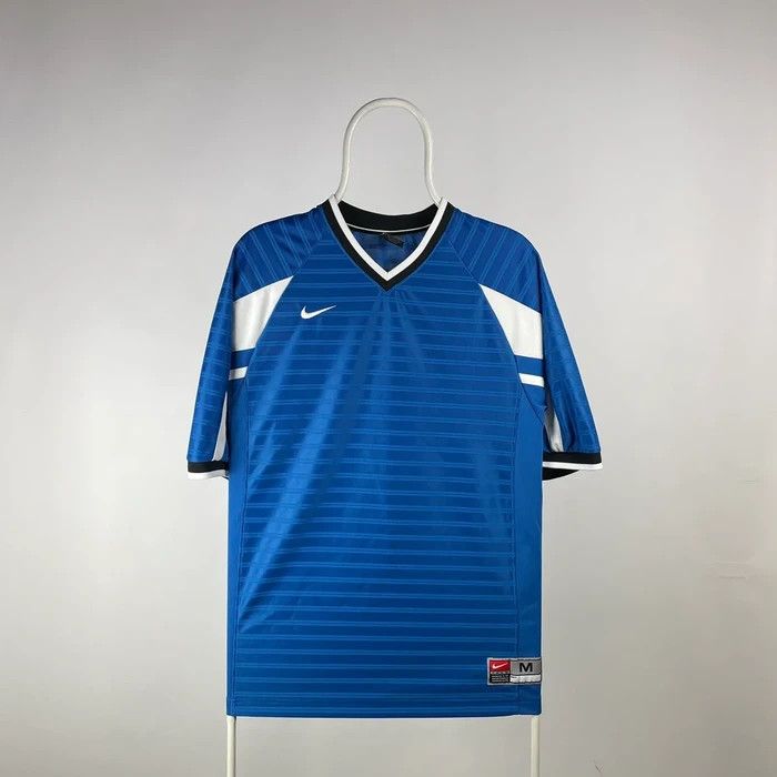 Nike Vintage Nike soccer jersey Nike team size Medium Size US M / EU 48-50 / 2 - 1 Thumbnail