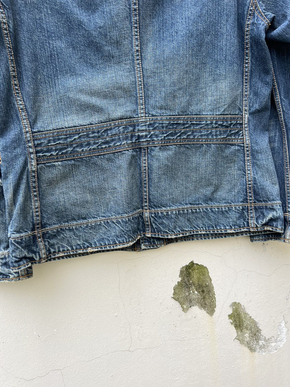 Levi's Vintage 2005 Levi’s Fade Blue Denim Work Jacket Size US M / EU 48-50 / 2 - 17 Thumbnail