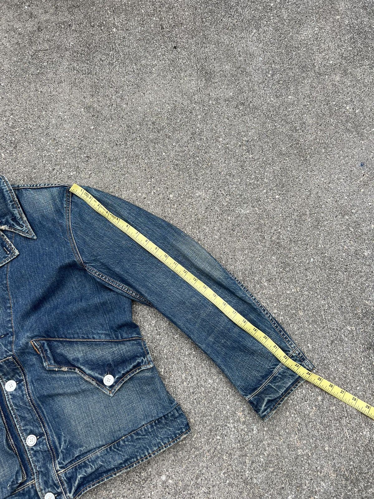 Levi's Vintage 2005 Levi’s Fade Blue Denim Work Jacket Size US M / EU 48-50 / 2 - 3 Thumbnail