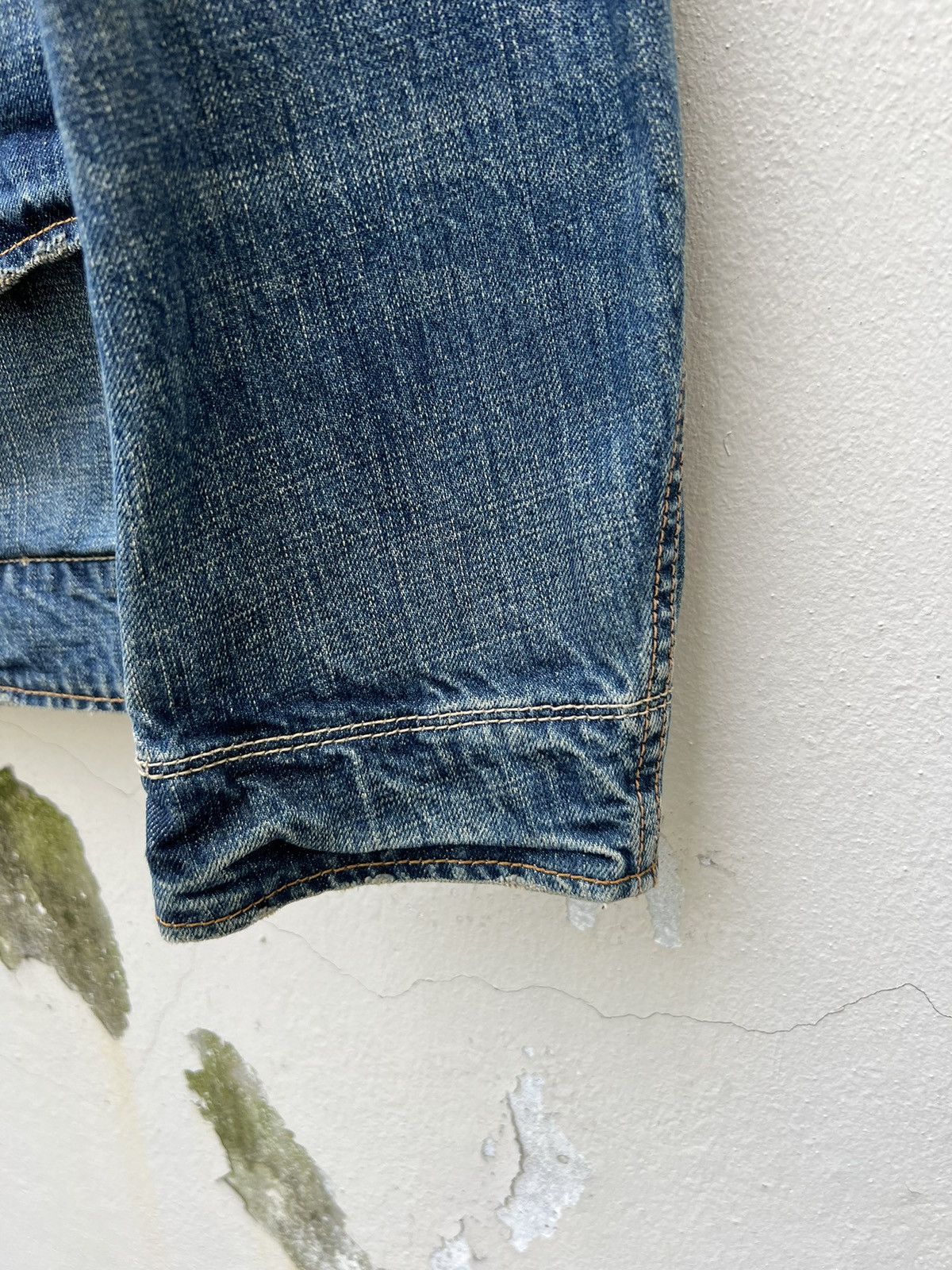 Levi's Vintage 2005 Levi’s Fade Blue Denim Work Jacket Size US M / EU 48-50 / 2 - 13 Thumbnail