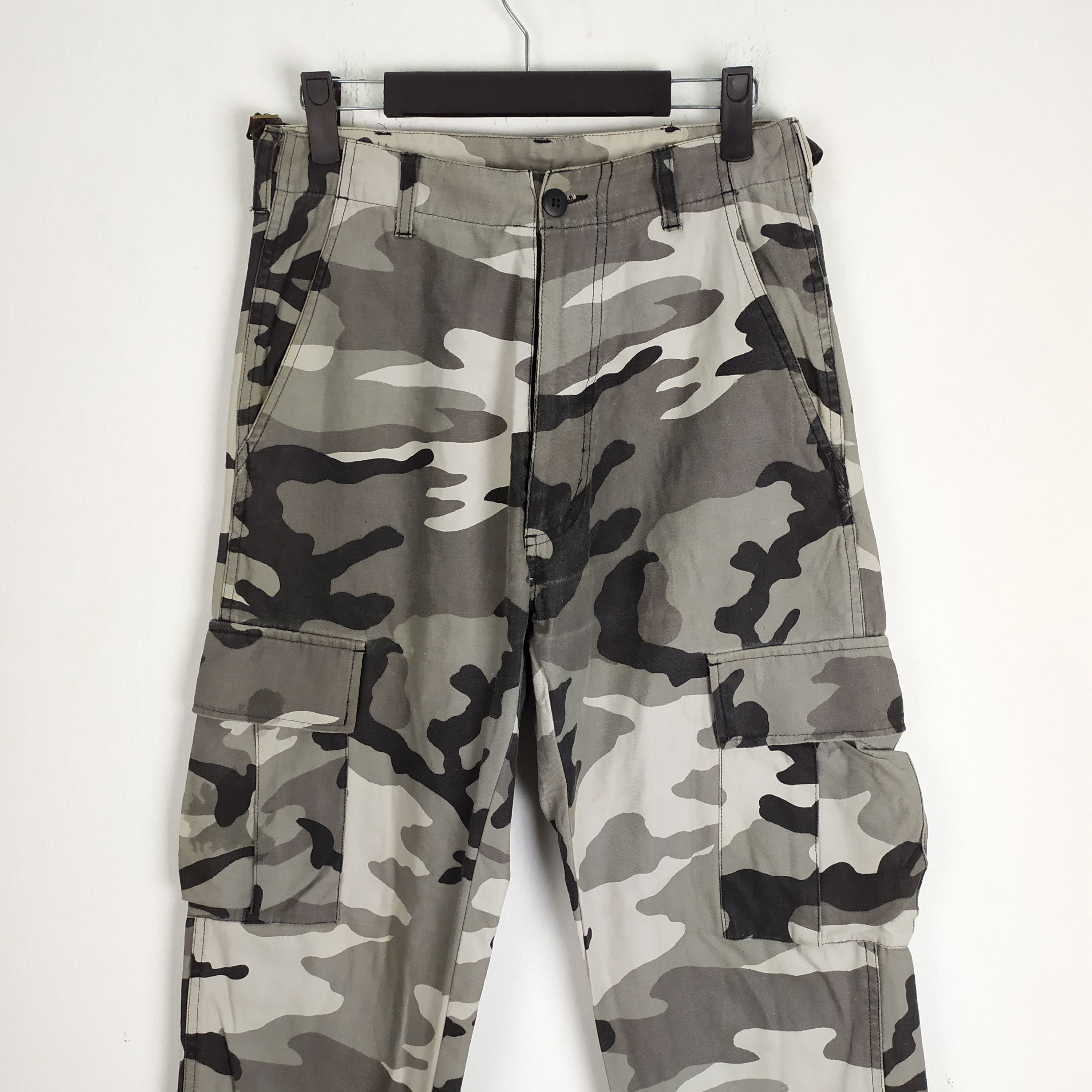 Vintage DOG HOUSE CAMO CARGO PANTS Size US 26 / EU 42 - 2 Thumbnail