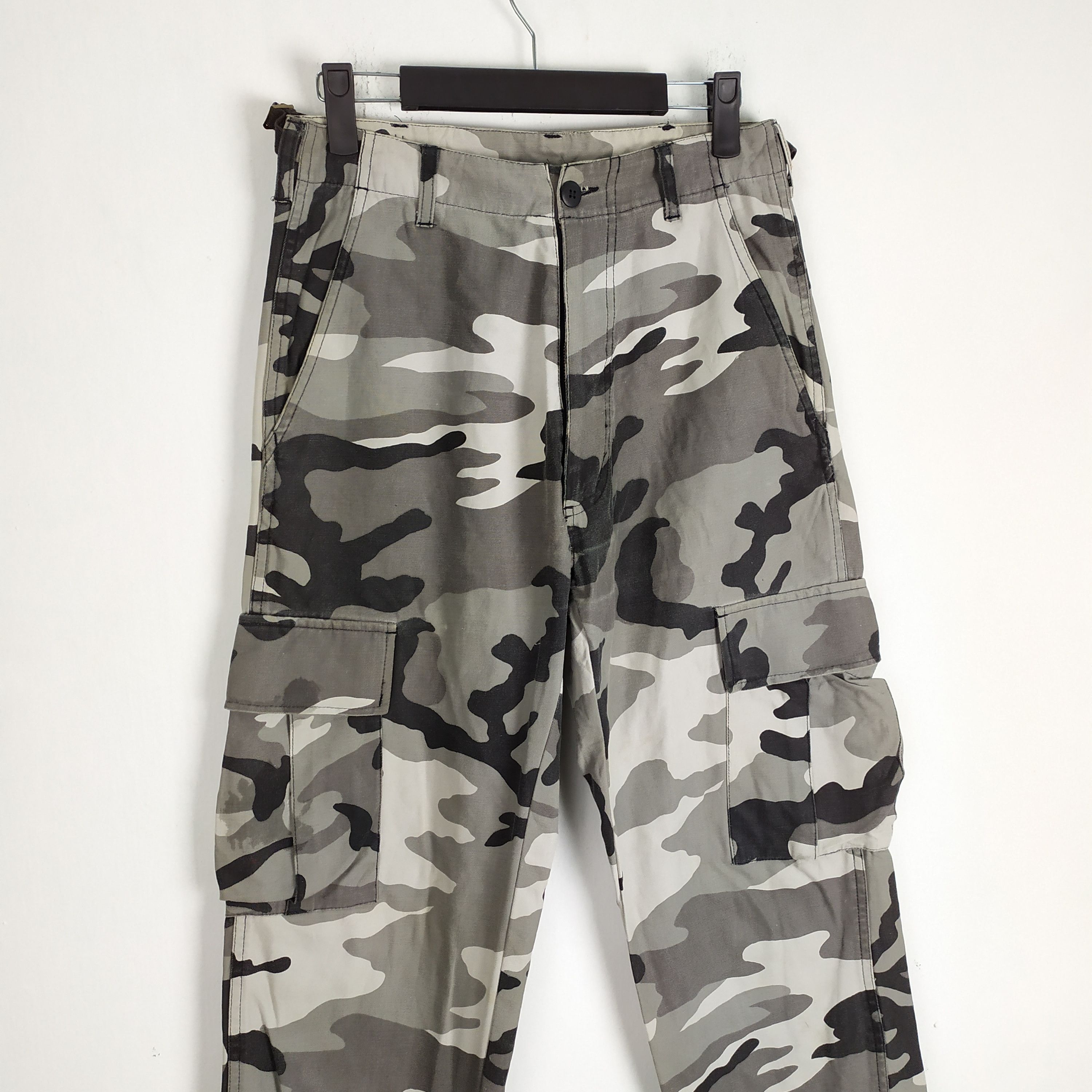 Vintage DOG HOUSE CAMO CARGO PANTS Size US 26 / EU 42 - 4 Thumbnail