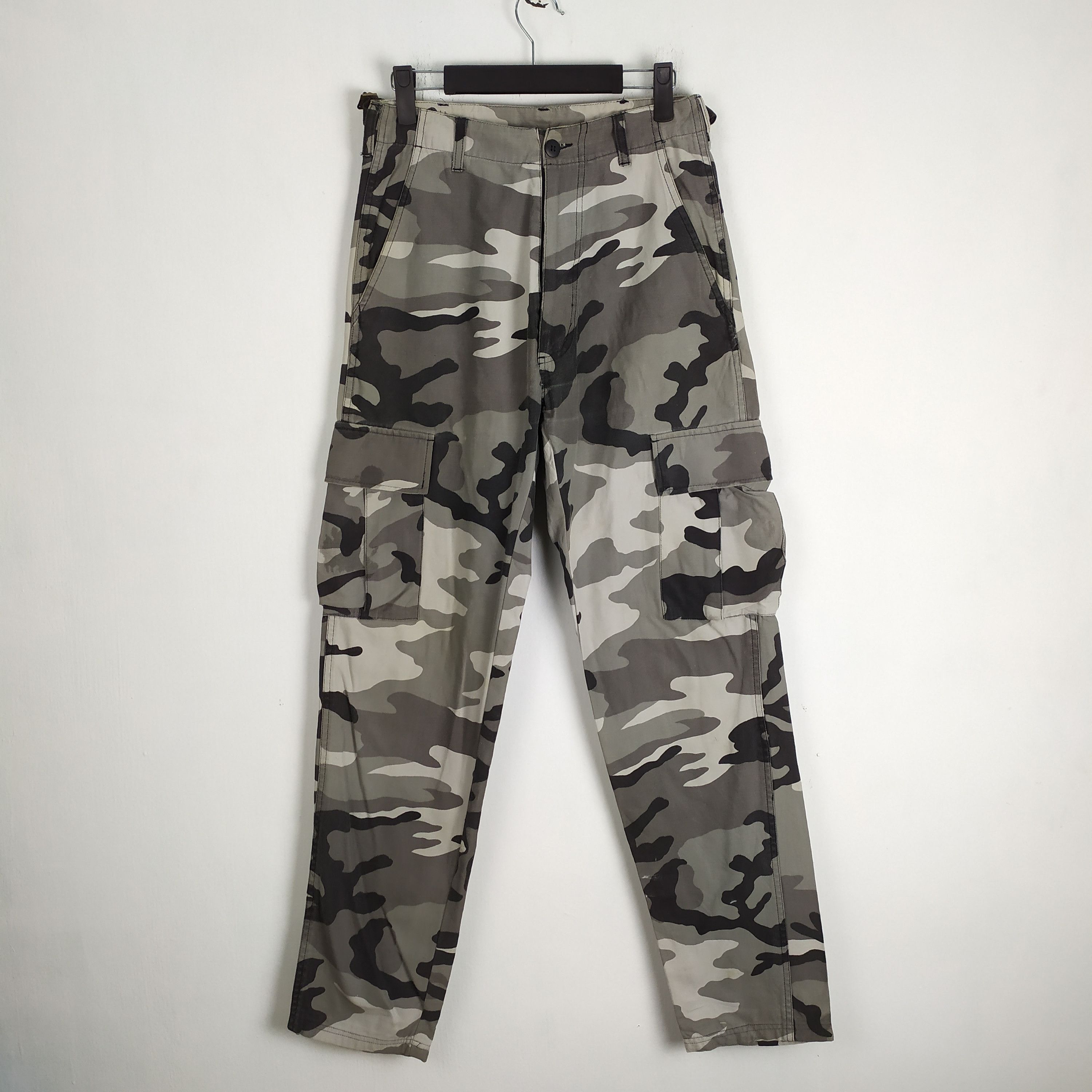 Vintage DOG HOUSE CAMO CARGO PANTS Size US 26 / EU 42 - 1 Thumbnail