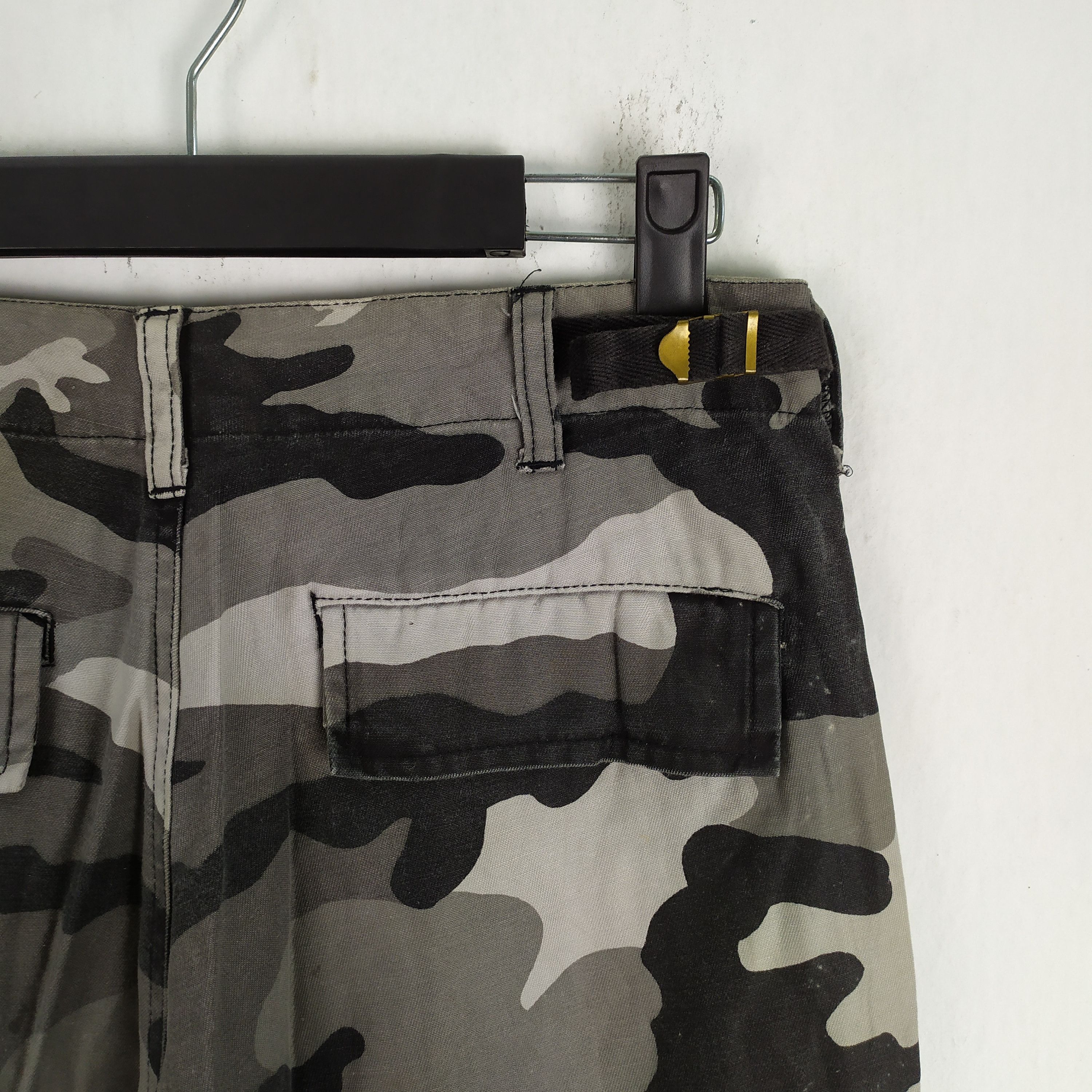 Vintage DOG HOUSE CAMO CARGO PANTS Size US 26 / EU 42 - 8 Thumbnail