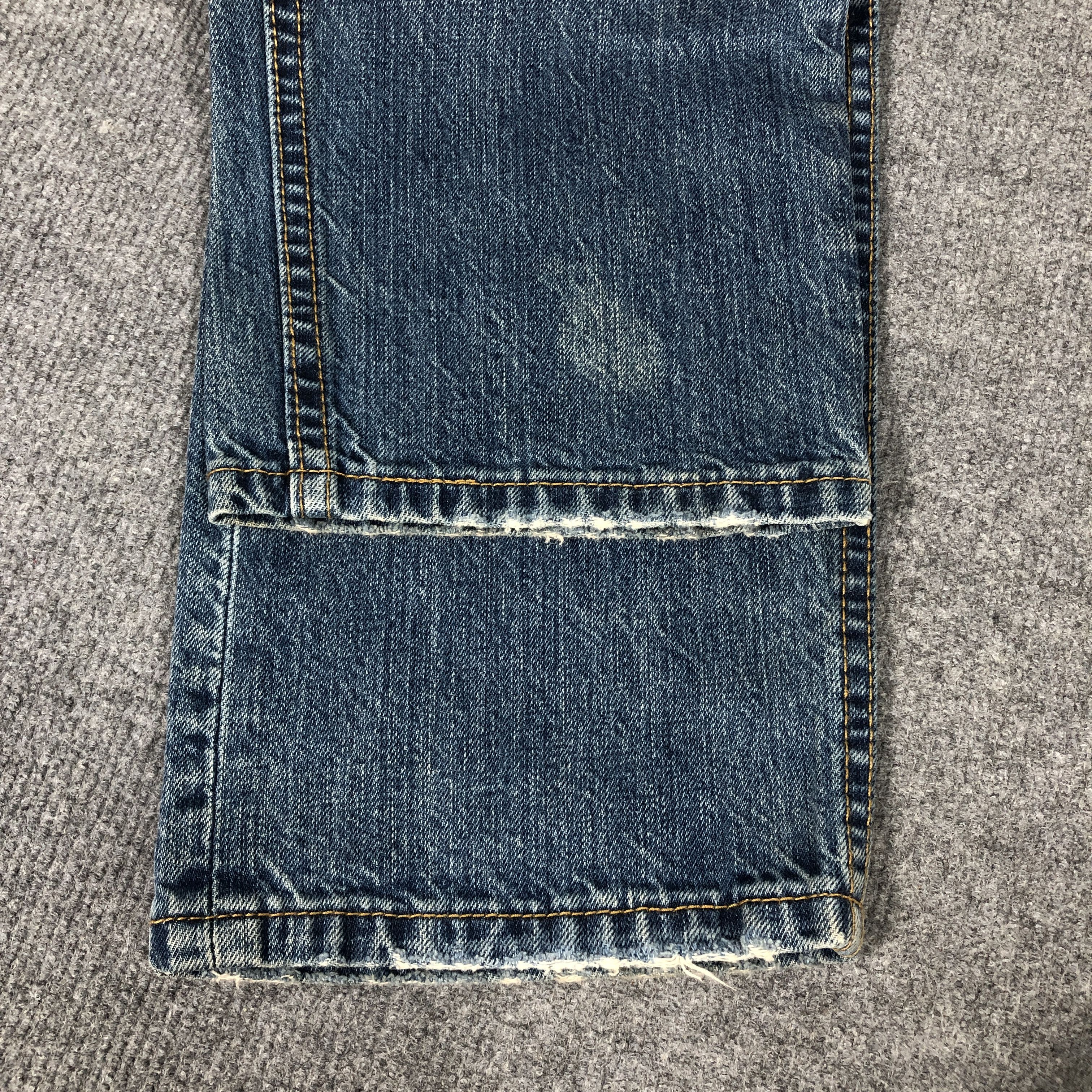 Levi's Vintage Y2k Levi's 522 Distress Faded Blue Denim Jean Size US 38 / EU 54 - 16 Thumbnail