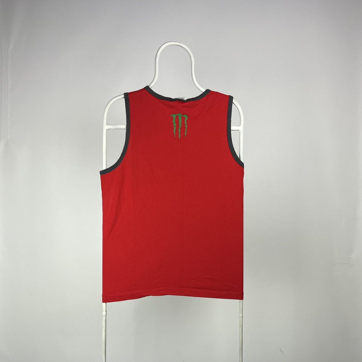 Band Tees Vintage monster energy tank top size Small Size US S / EU 44-46 / 1 - 2 Thumbnail