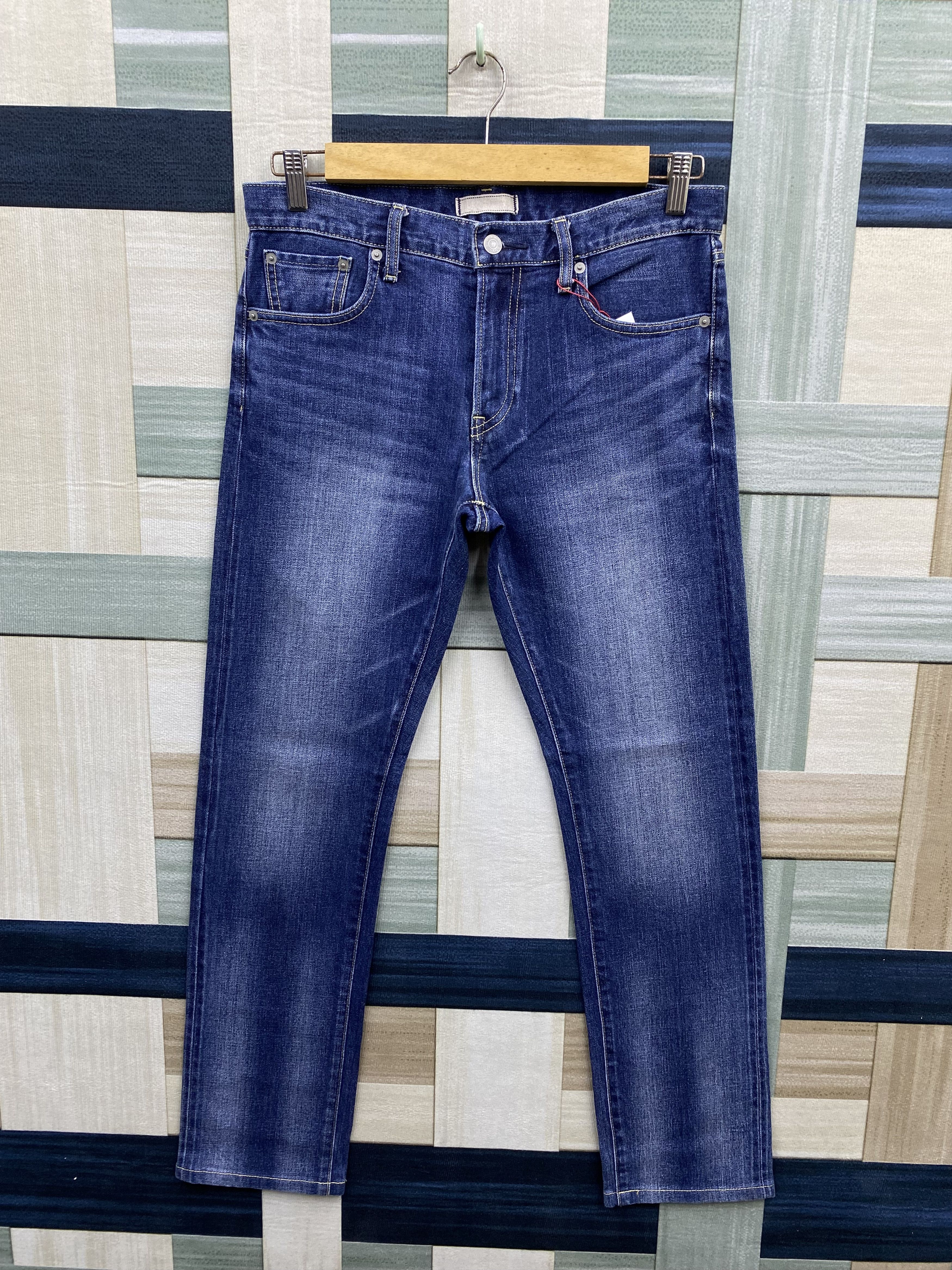 Uniqlo Slim Fit Selvedge Denim Jean