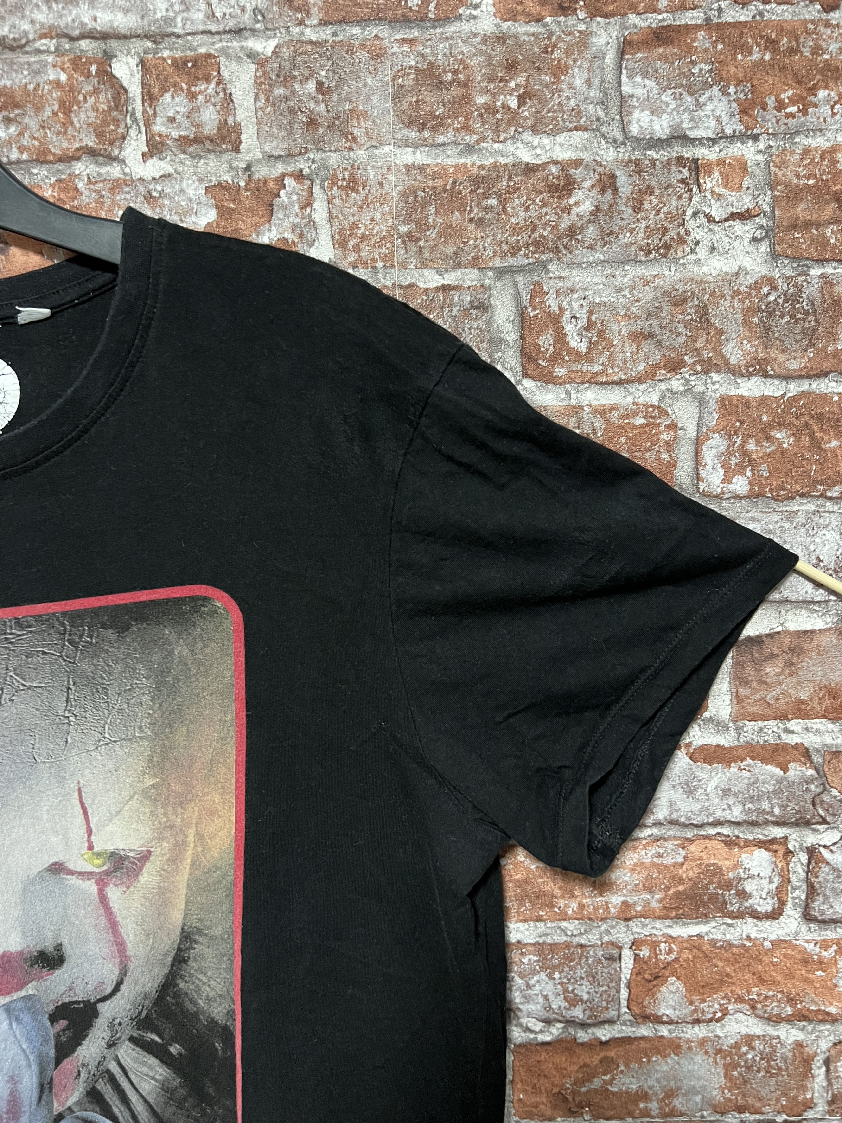 Expert Horror Vintage 2019 It Clown Horror Movie T-shirt Size US L / EU 52-54 / 3 - 4 Thumbnail