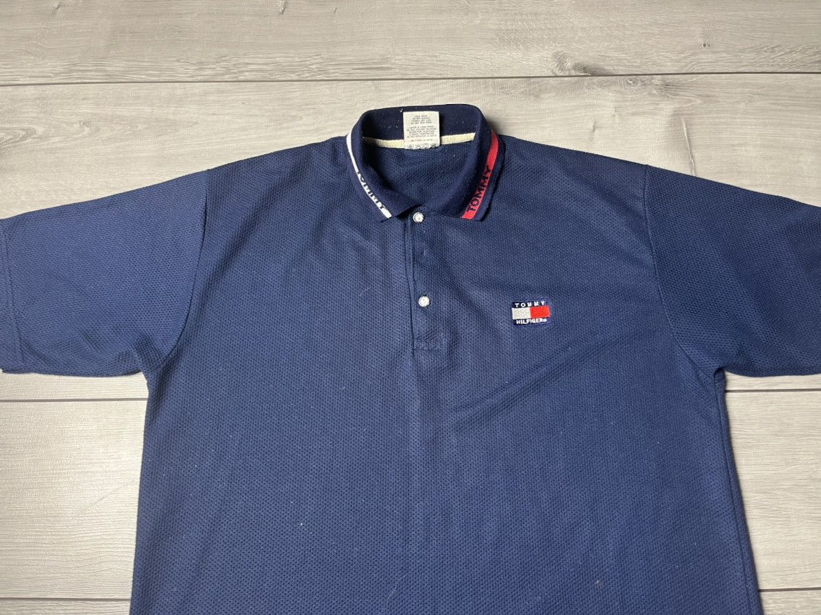 Tommy Hilfiger Tommy Hilfiger polos vintage size Large Size US L / EU 52-54 / 3 - 4 Thumbnail