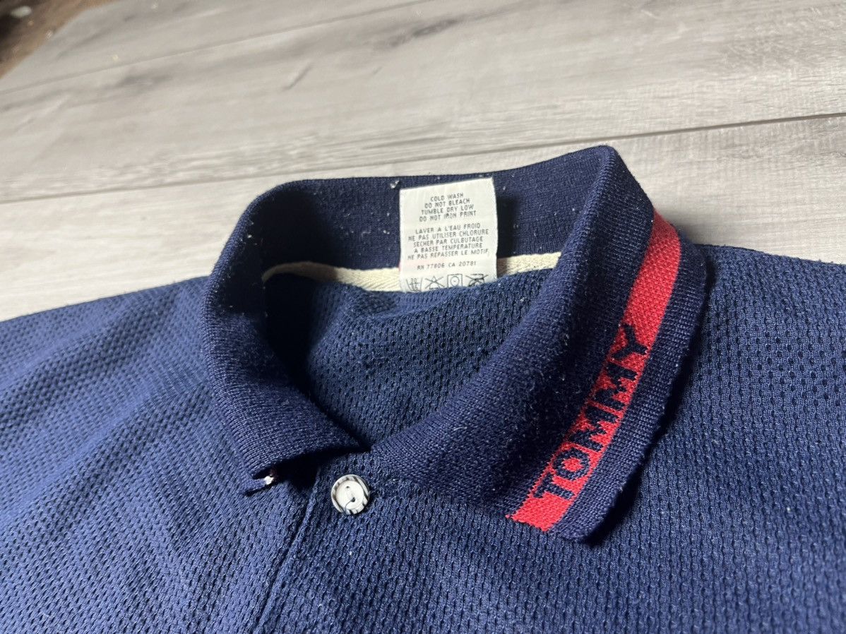 Tommy Hilfiger Tommy Hilfiger polos vintage size Large Size US L / EU 52-54 / 3 - 5 Thumbnail