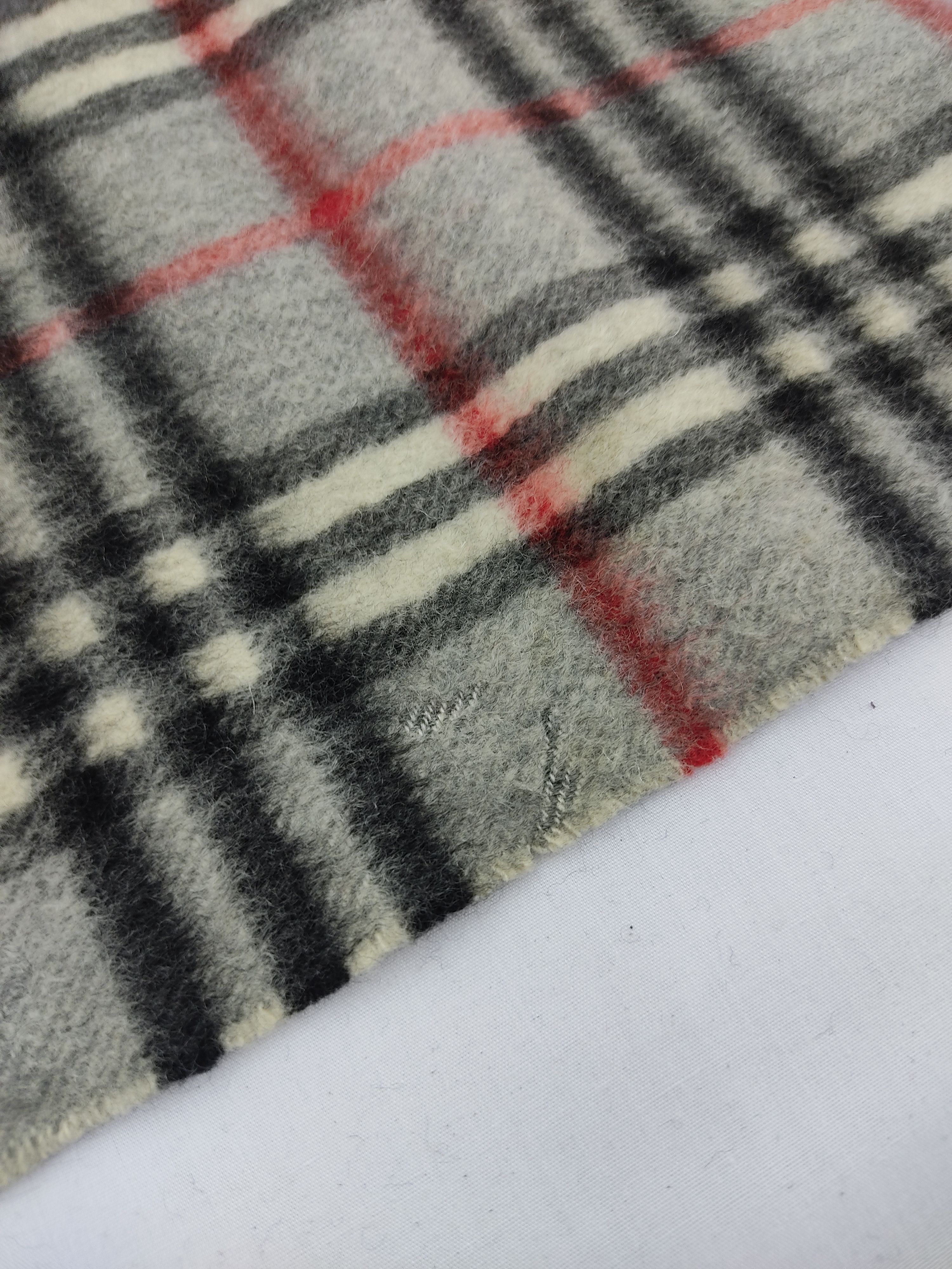 Burberry Burberry Scarf/Muffler/Cashmere Size ONE SIZE - 14 Thumbnail