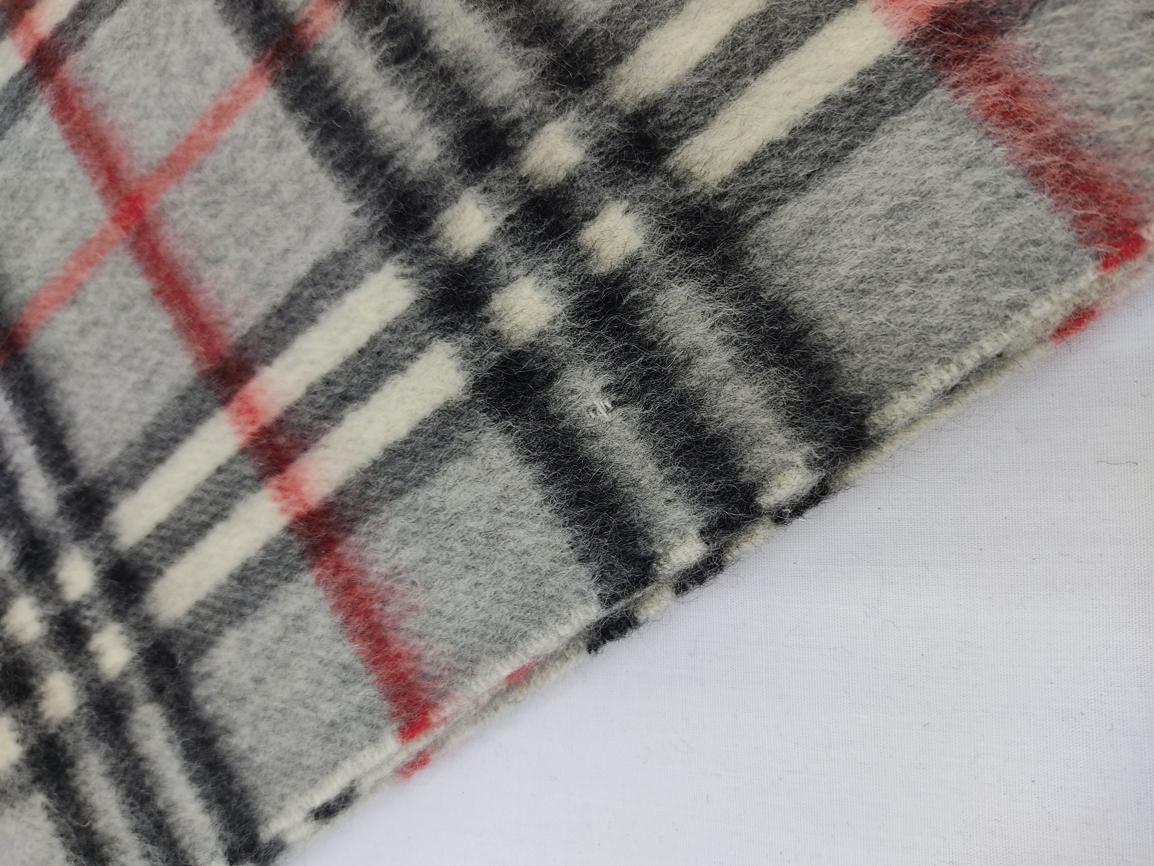 Burberry Burberry Scarf/Muffler/Cashmere Size ONE SIZE - 5 Thumbnail