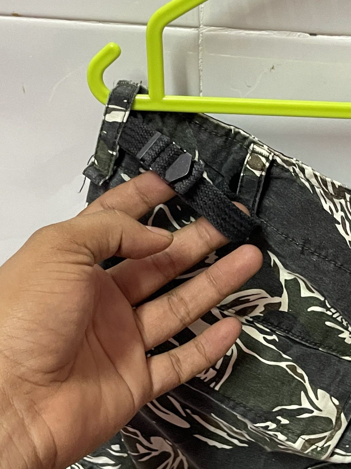 Stussy × Vintage Stussy Tiger Stripe Cargo Pants🔥🔥🔥🔥 Size US 32 / EU 48 - 10 Thumbnail