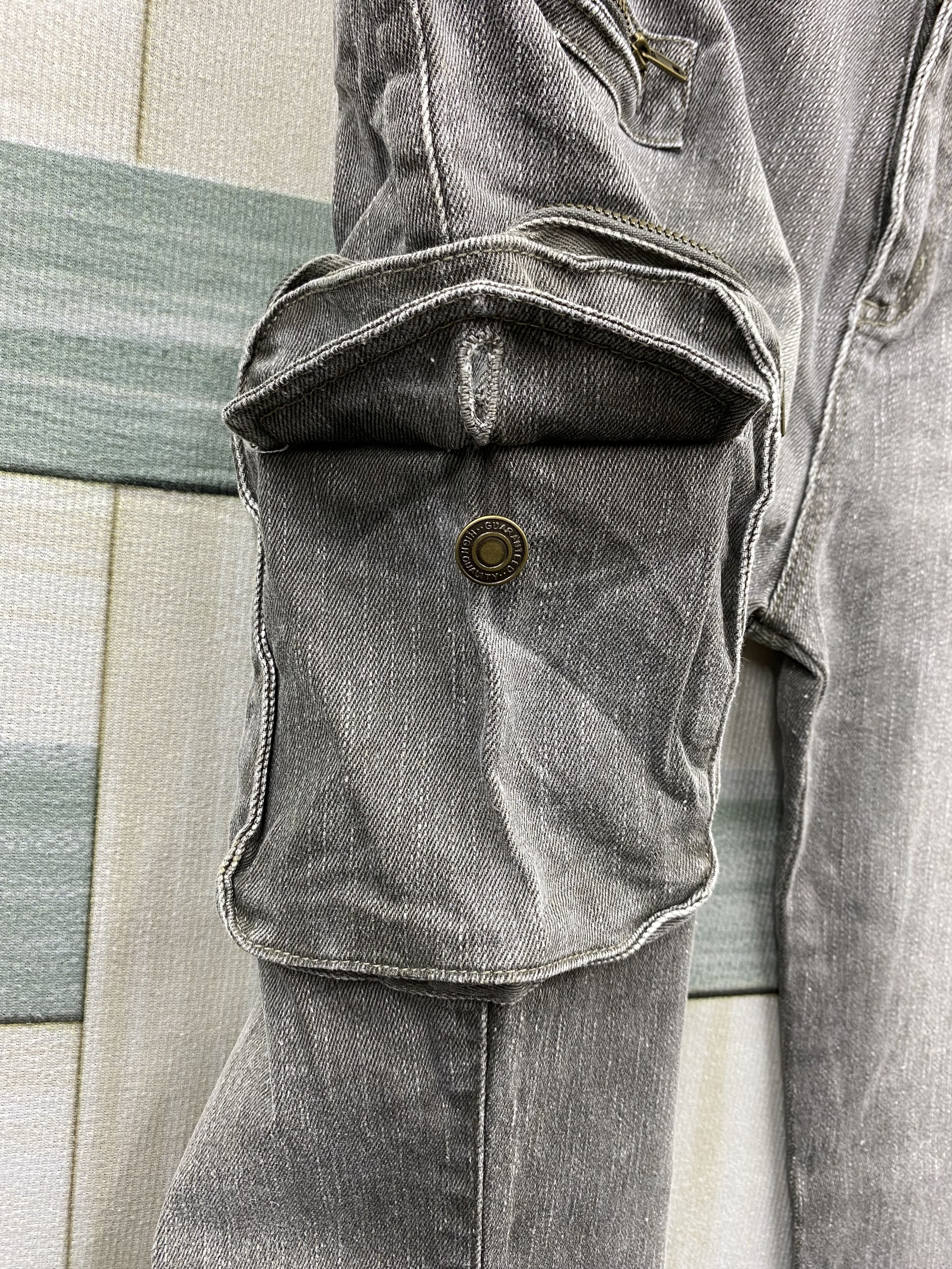 Japanese Brand Vintage Japanese Brand Multi Pocket Jean Size US 30 / EU 46 - 12 Thumbnail