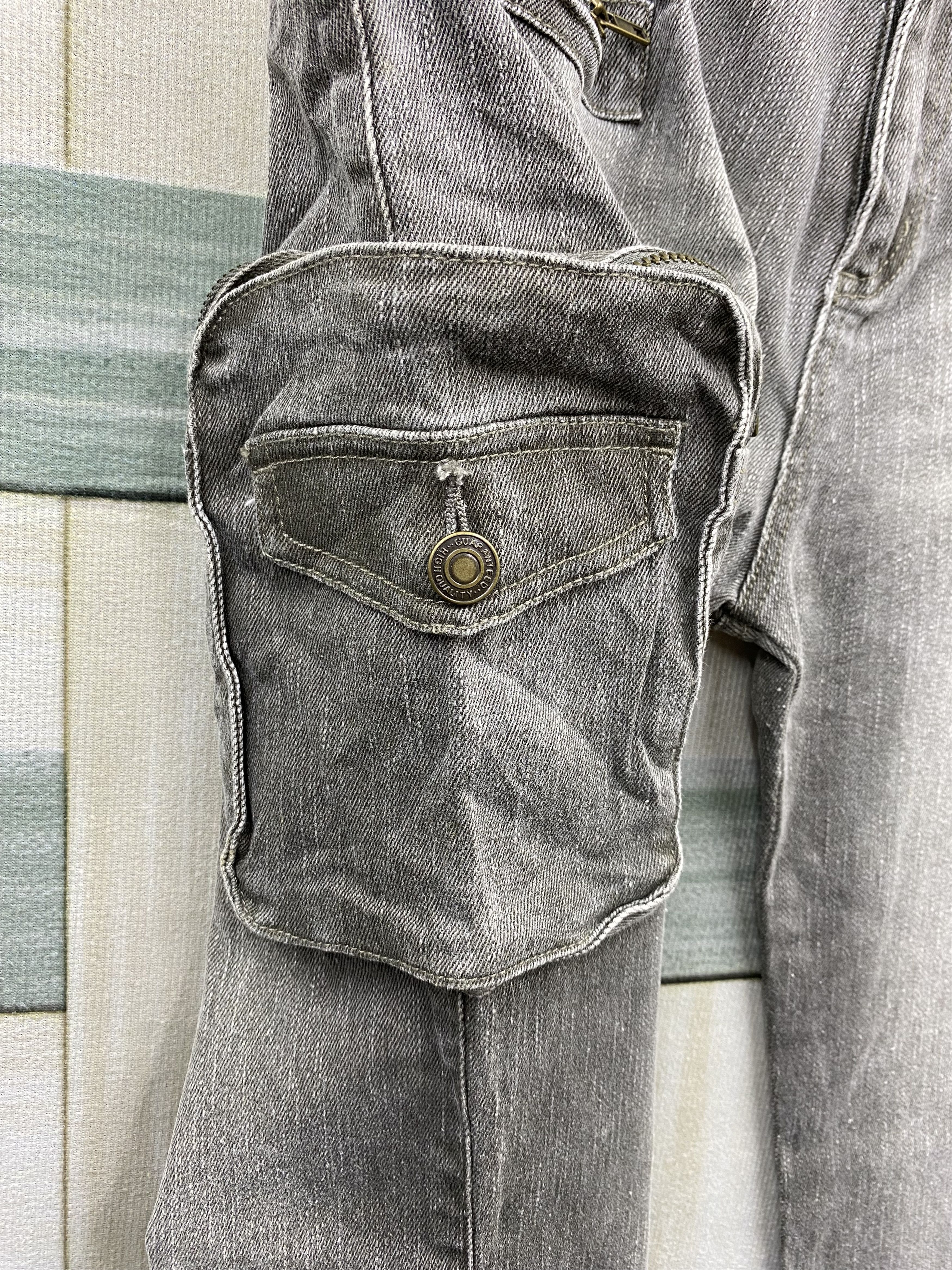 Japanese Brand Vintage Japanese Brand Multi Pocket Jean Size US 30 / EU 46 - 11 Thumbnail