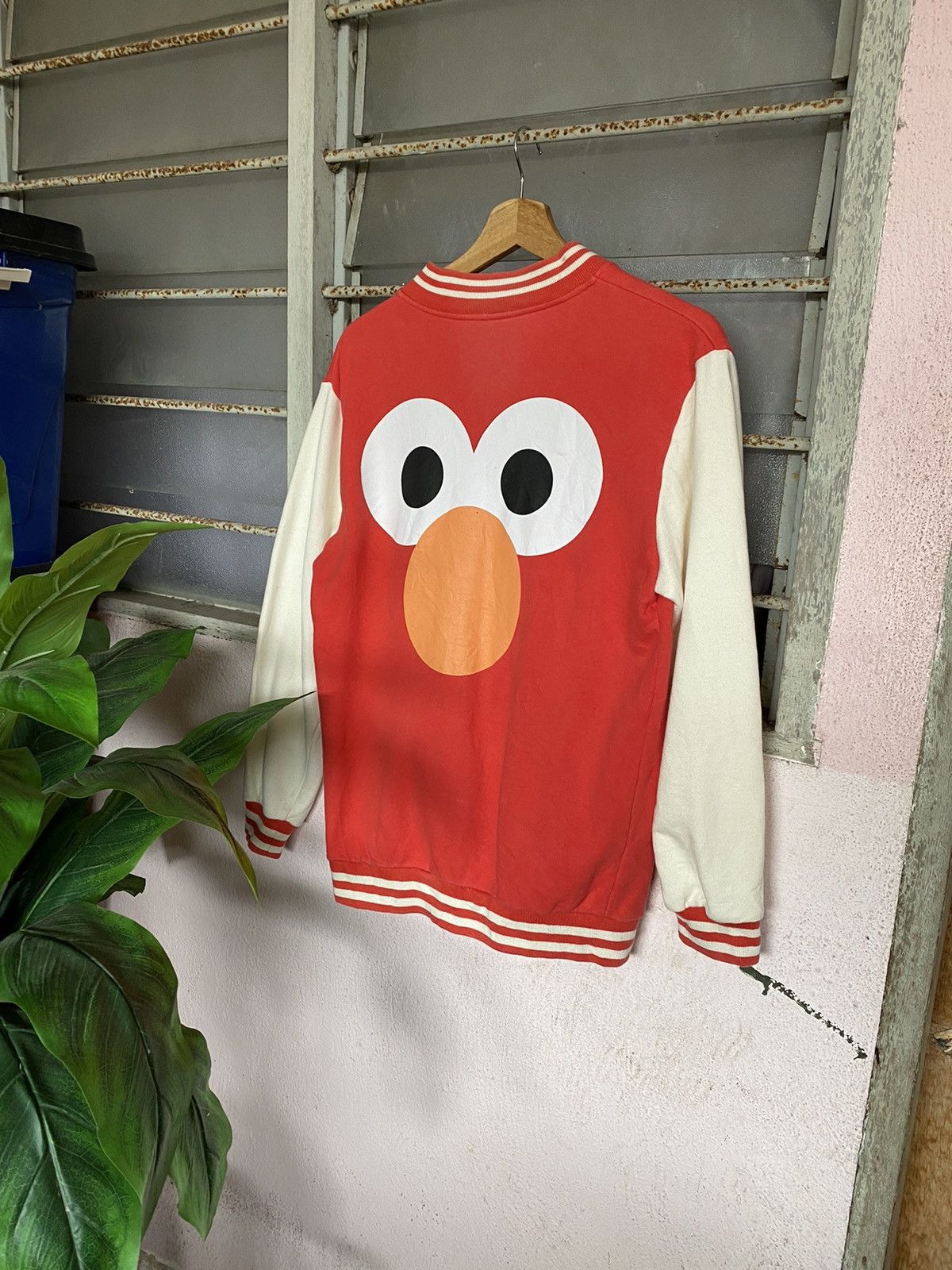 Cartoon Network × Universal Studios Vintage Elmo Embroidery Varsity Jacket Size US S / EU 44-46 / 1 - 2 Thumbnail