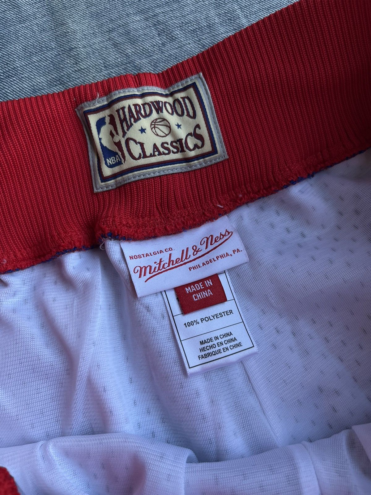 Mitchell & Ness Lapstone Mitchell Ness Icon Collage 76ers Shorts XL Limited Size US 34 / EU 50 - 6 Thumbnail