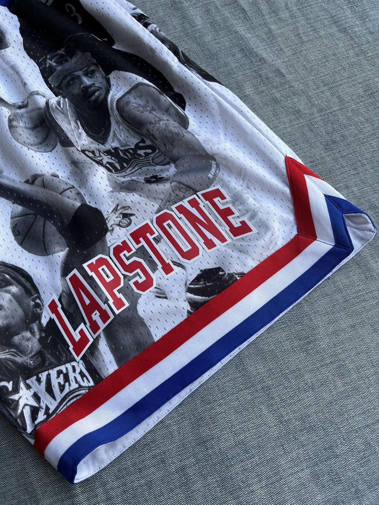 Mitchell & Ness Lapstone Mitchell Ness Icon Collage 76ers Shorts XL Limited Size US 34 / EU 50 - 2 Thumbnail