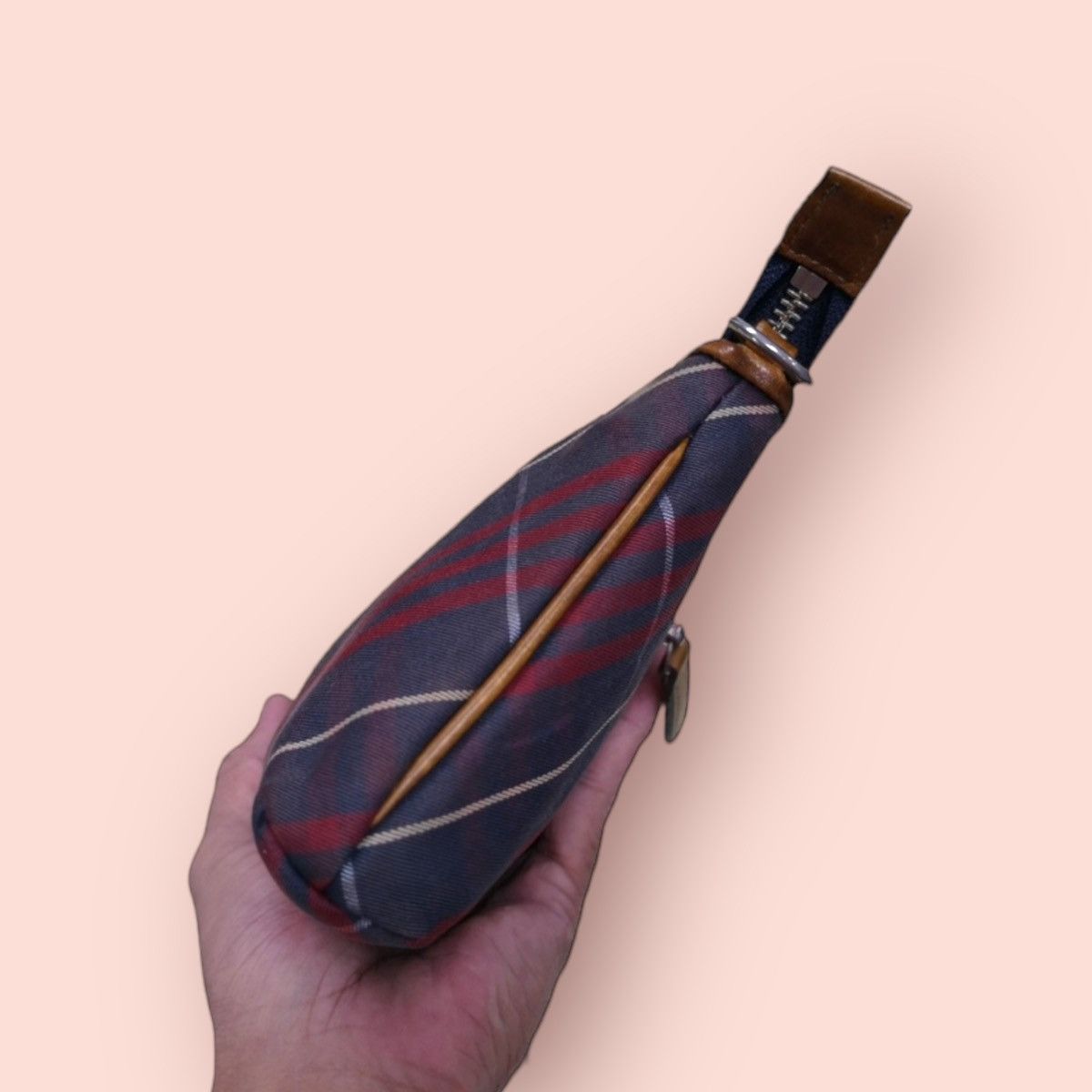 Burberry × Edition Japan × Vintage BURBERRY 2 WAY PURSE SLING /WRISTLET Size ONE SIZE - 4 Thumbnail