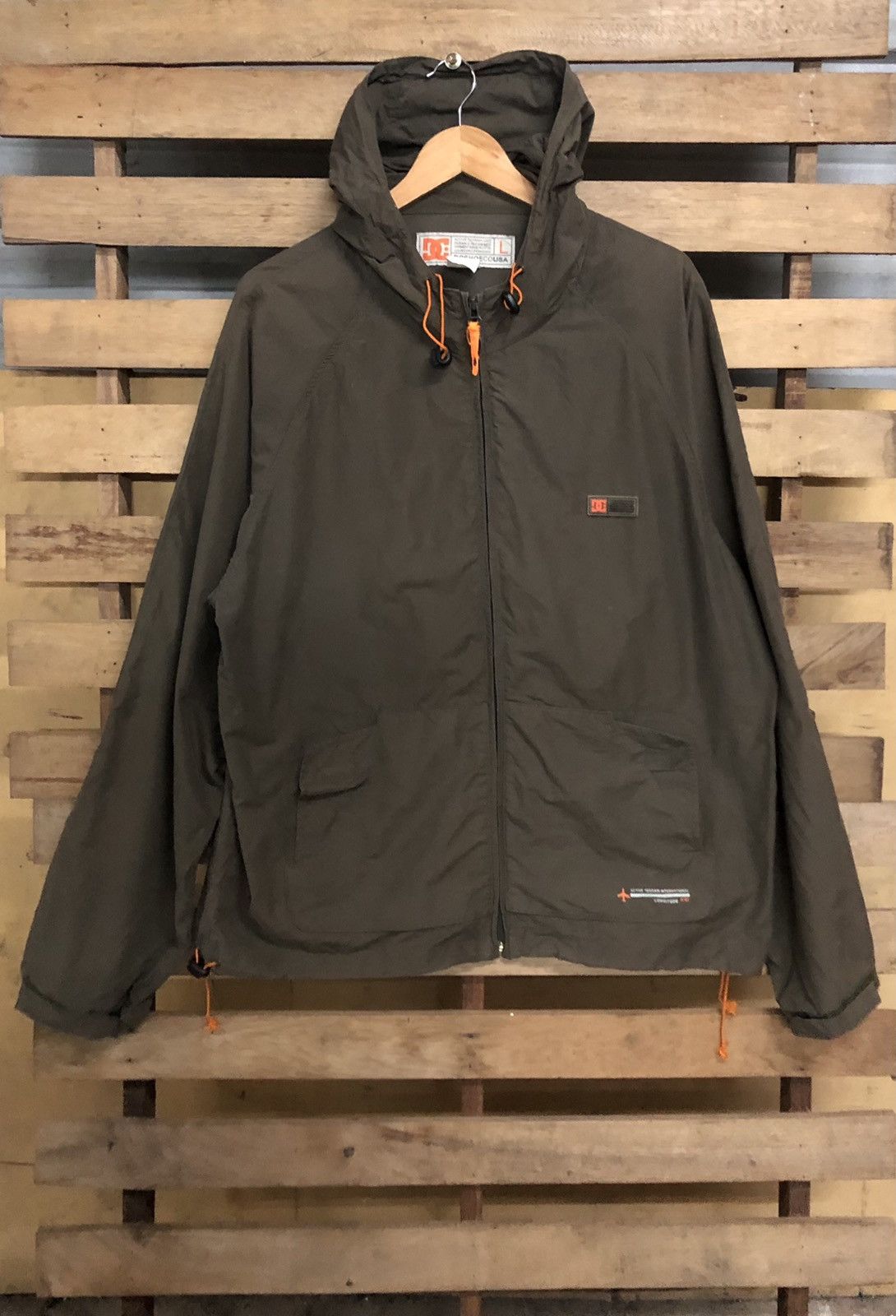 Japanese Brand Dcshoecousa active terrain international light jacket Size US L / EU 52-54 / 3 - 1 Thumbnail
