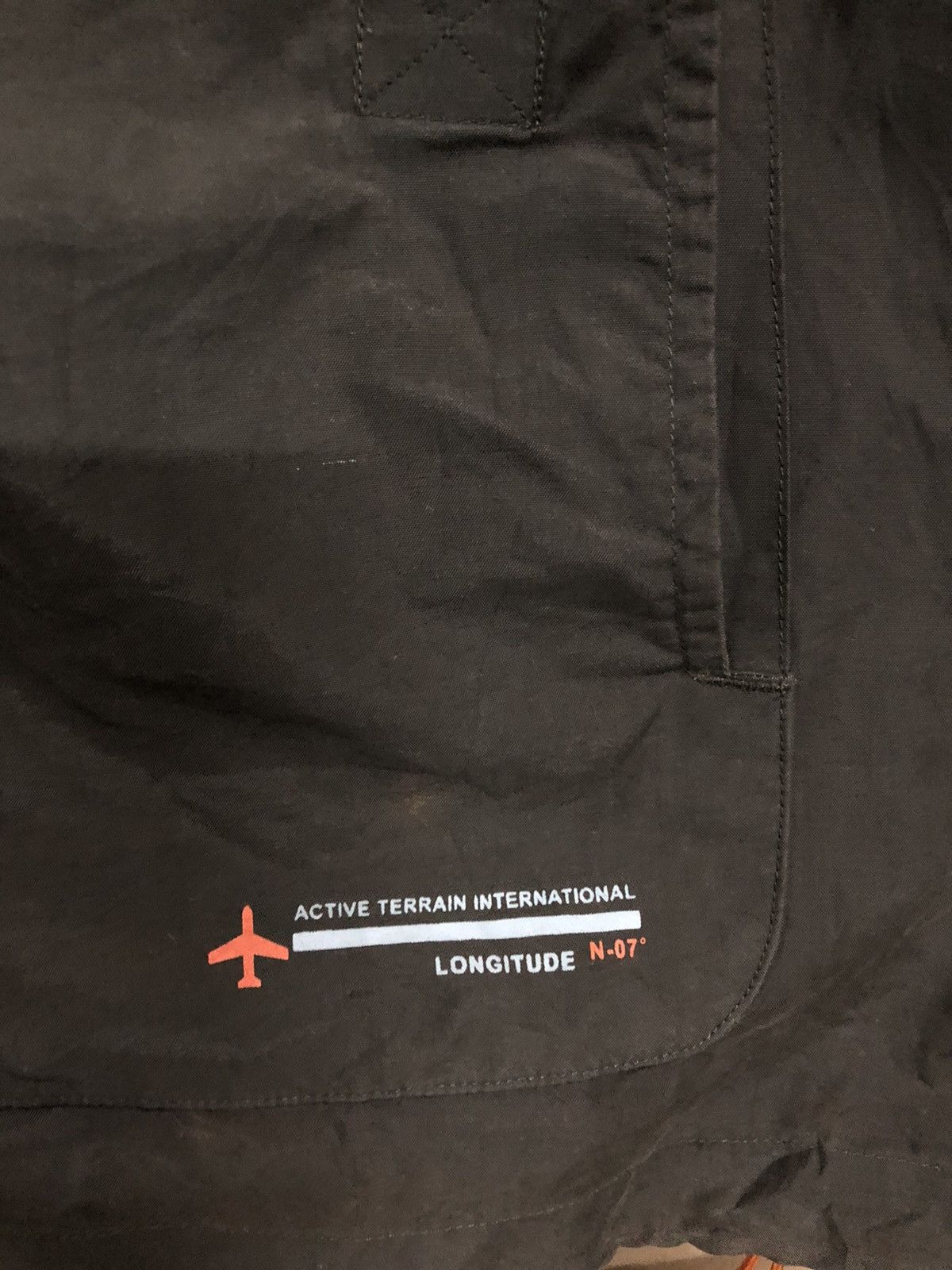 Japanese Brand Dcshoecousa active terrain international light jacket Size US L / EU 52-54 / 3 - 7 Thumbnail