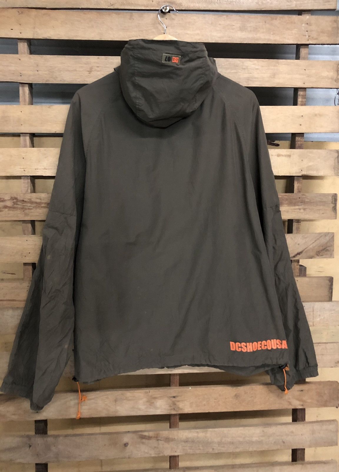 Japanese Brand Dcshoecousa active terrain international light jacket Size US L / EU 52-54 / 3 - 4 Thumbnail